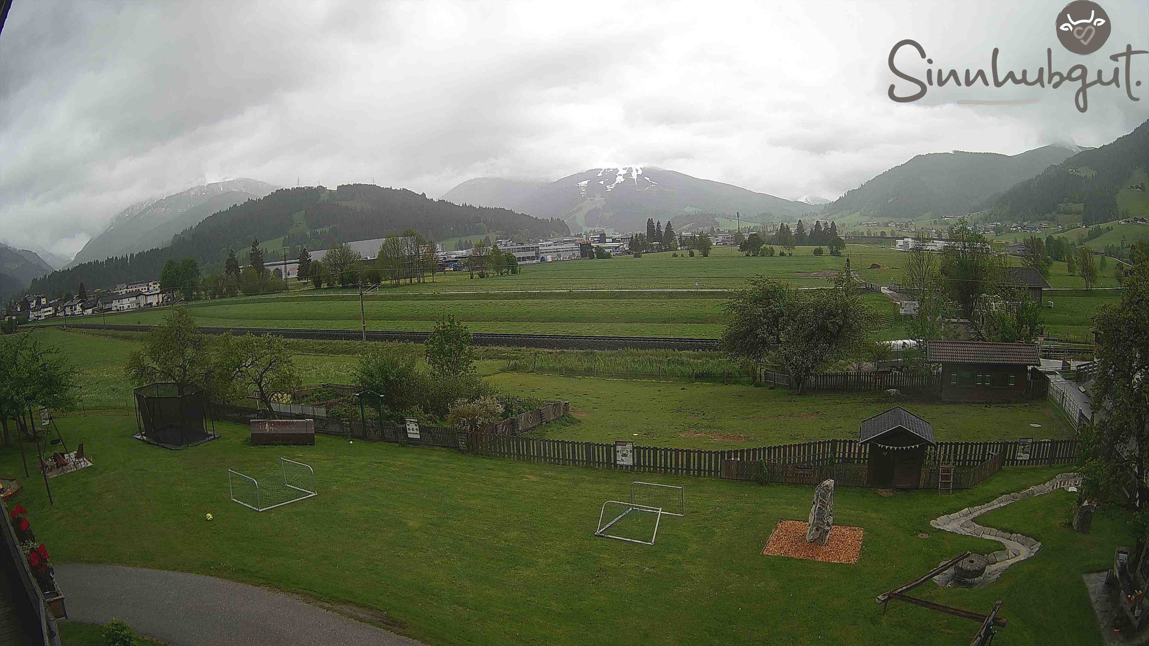Archived image Webcam Sinnhub farm - Altenmarkt
