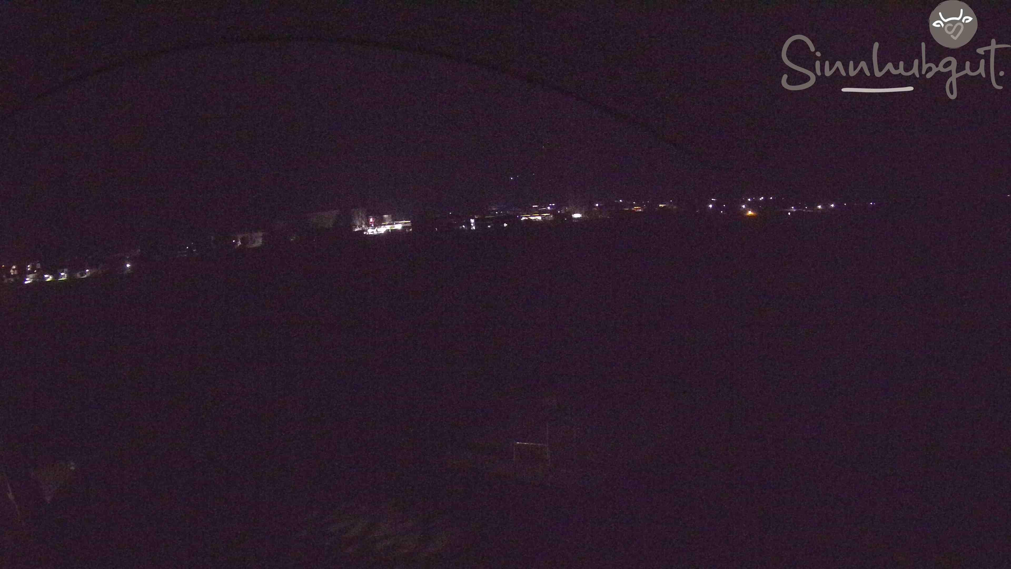 Archived image Webcam Sinnhub farm - Altenmarkt