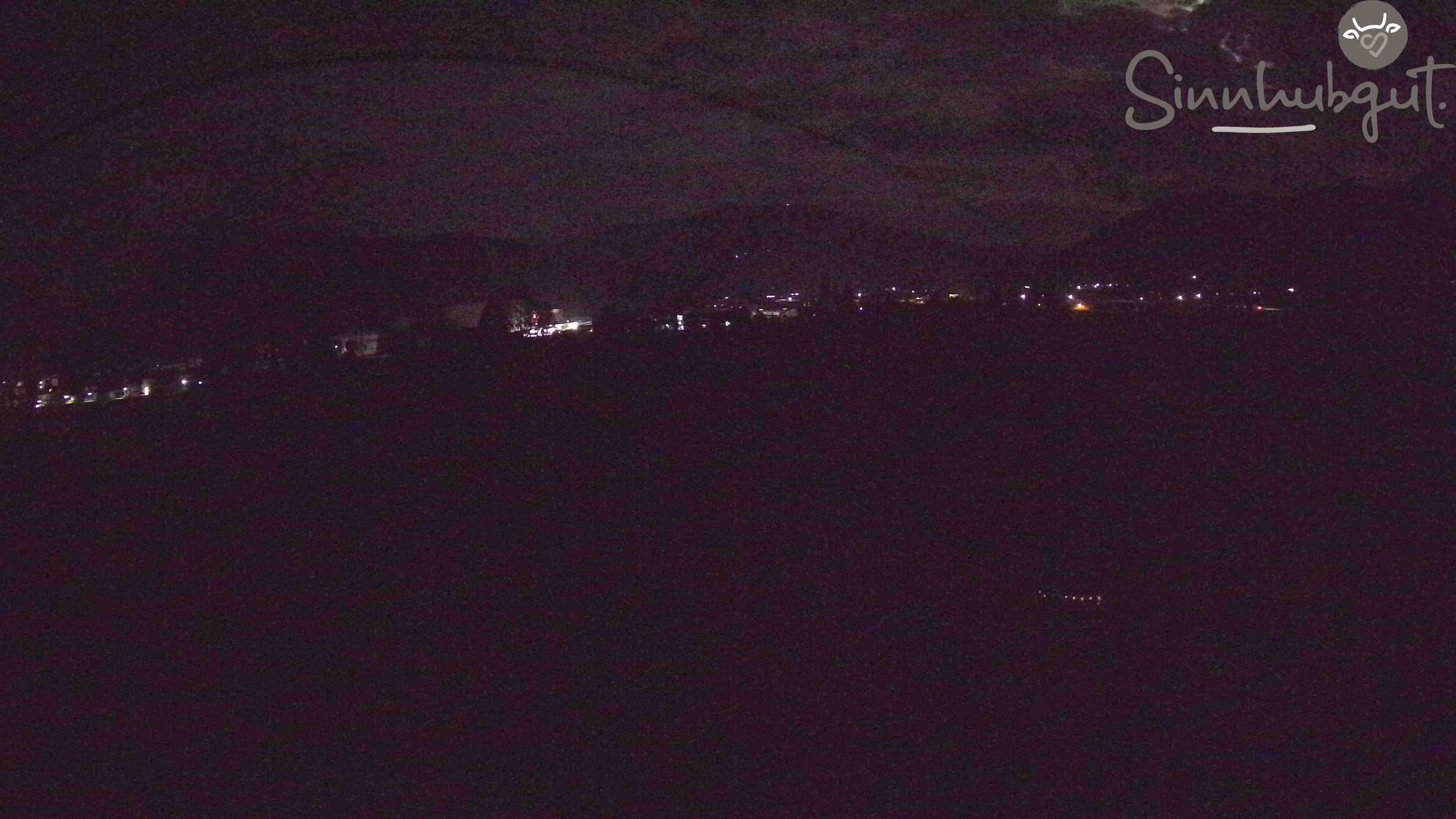Archived image Webcam Sinnhub farm - Altenmarkt