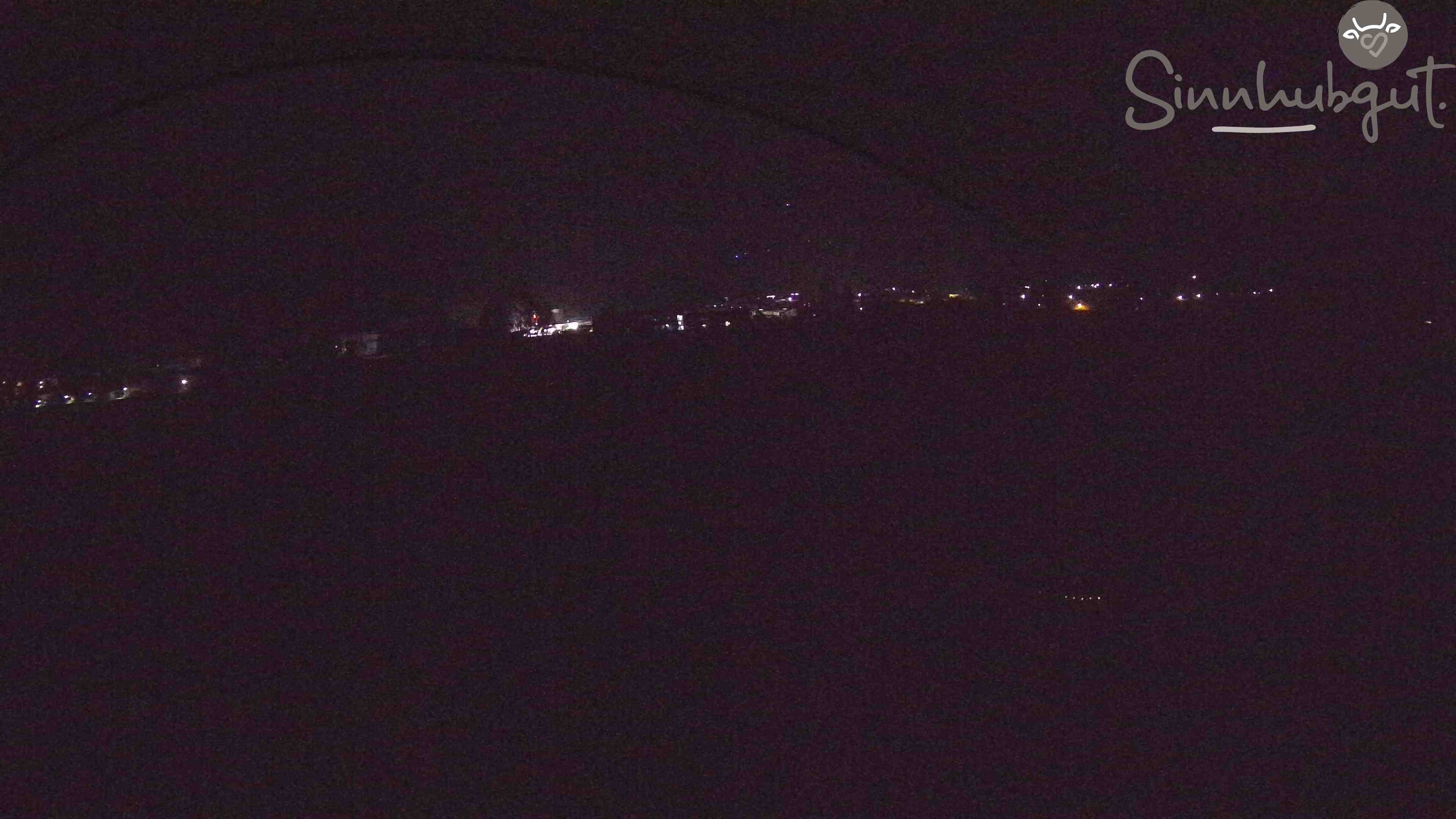 Archived image Webcam Sinnhub farm - Altenmarkt