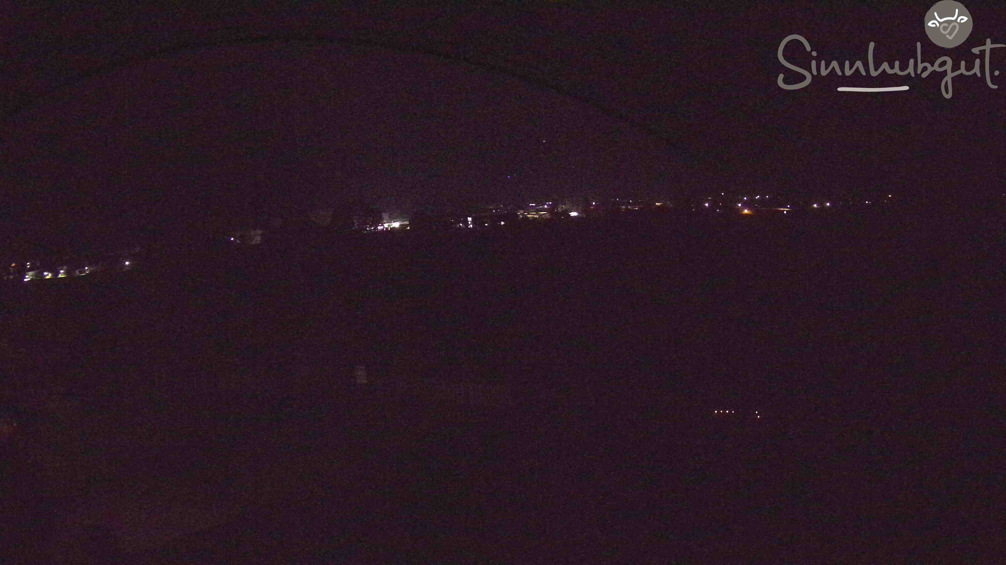 Archived image Webcam Sinnhub farm - Altenmarkt