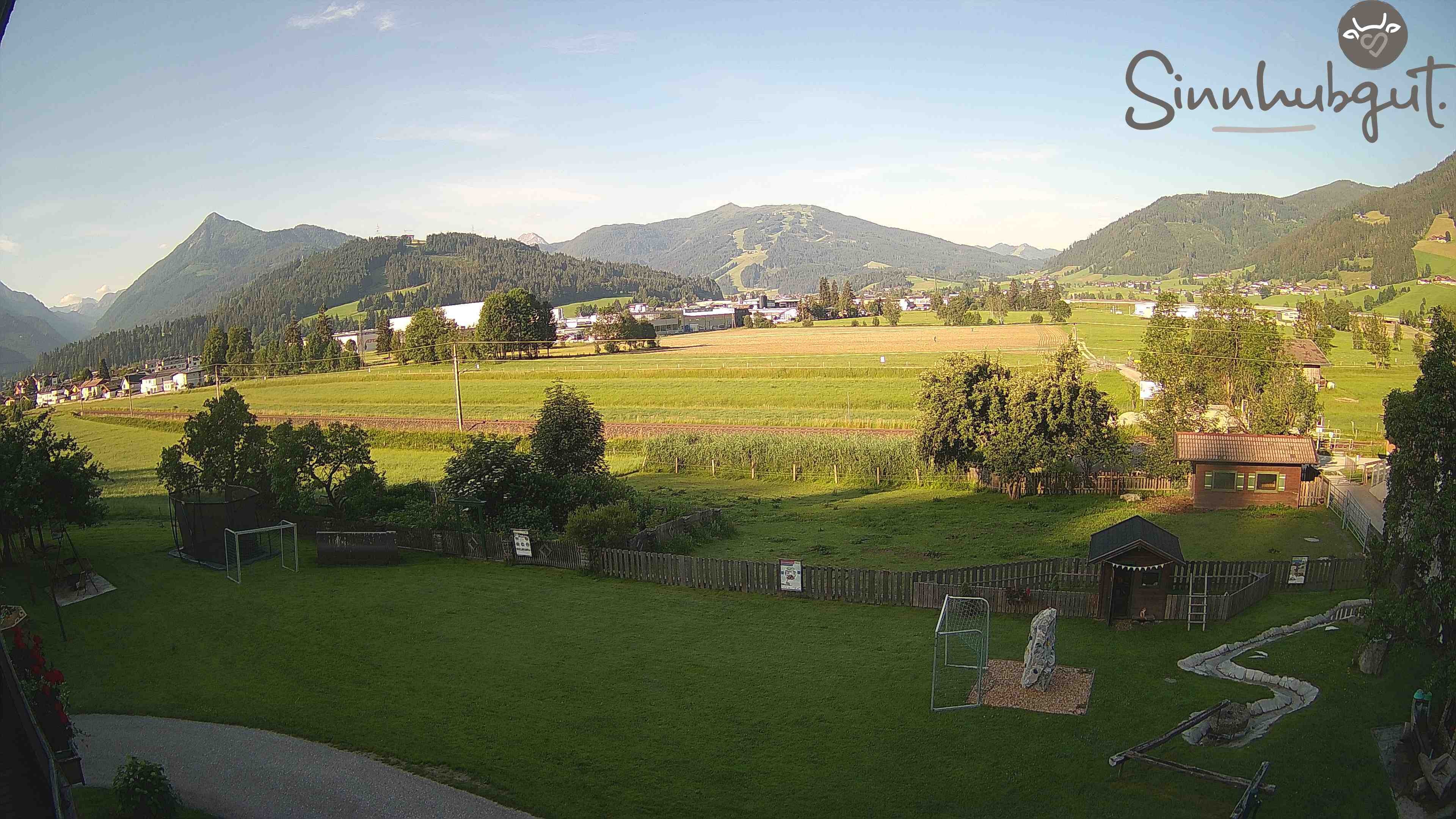 Archived image Webcam Sinnhub farm - Altenmarkt