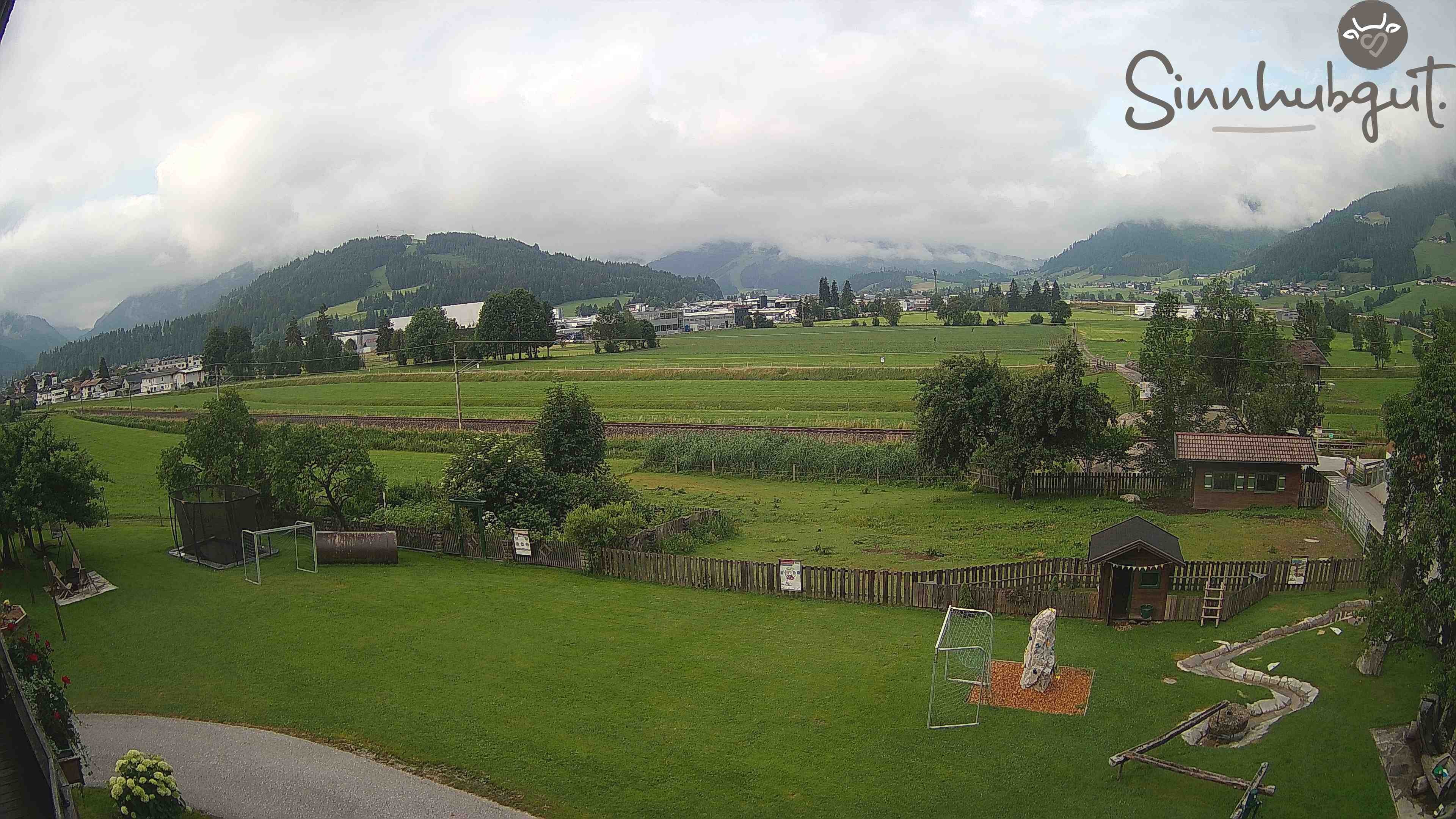 Archived image Webcam Sinnhub farm - Altenmarkt