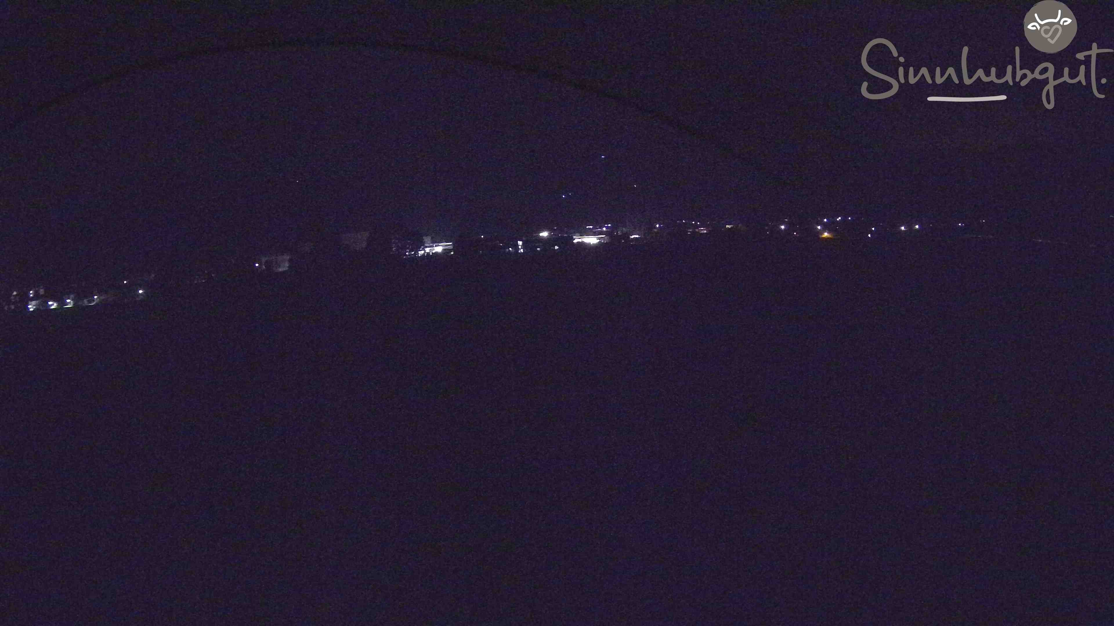 Archived image Webcam Sinnhub farm - Altenmarkt