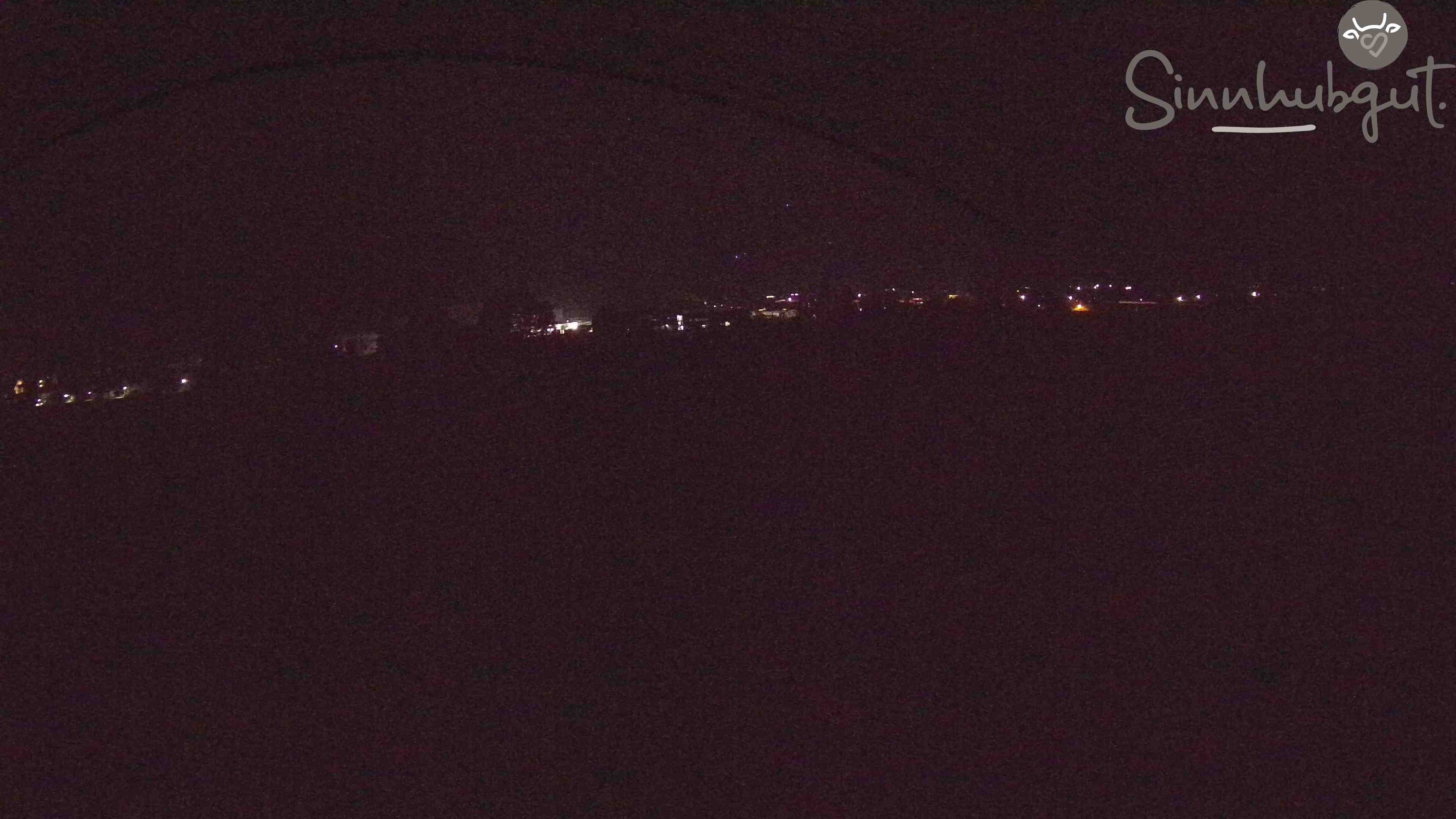 Archived image Webcam Sinnhub farm - Altenmarkt