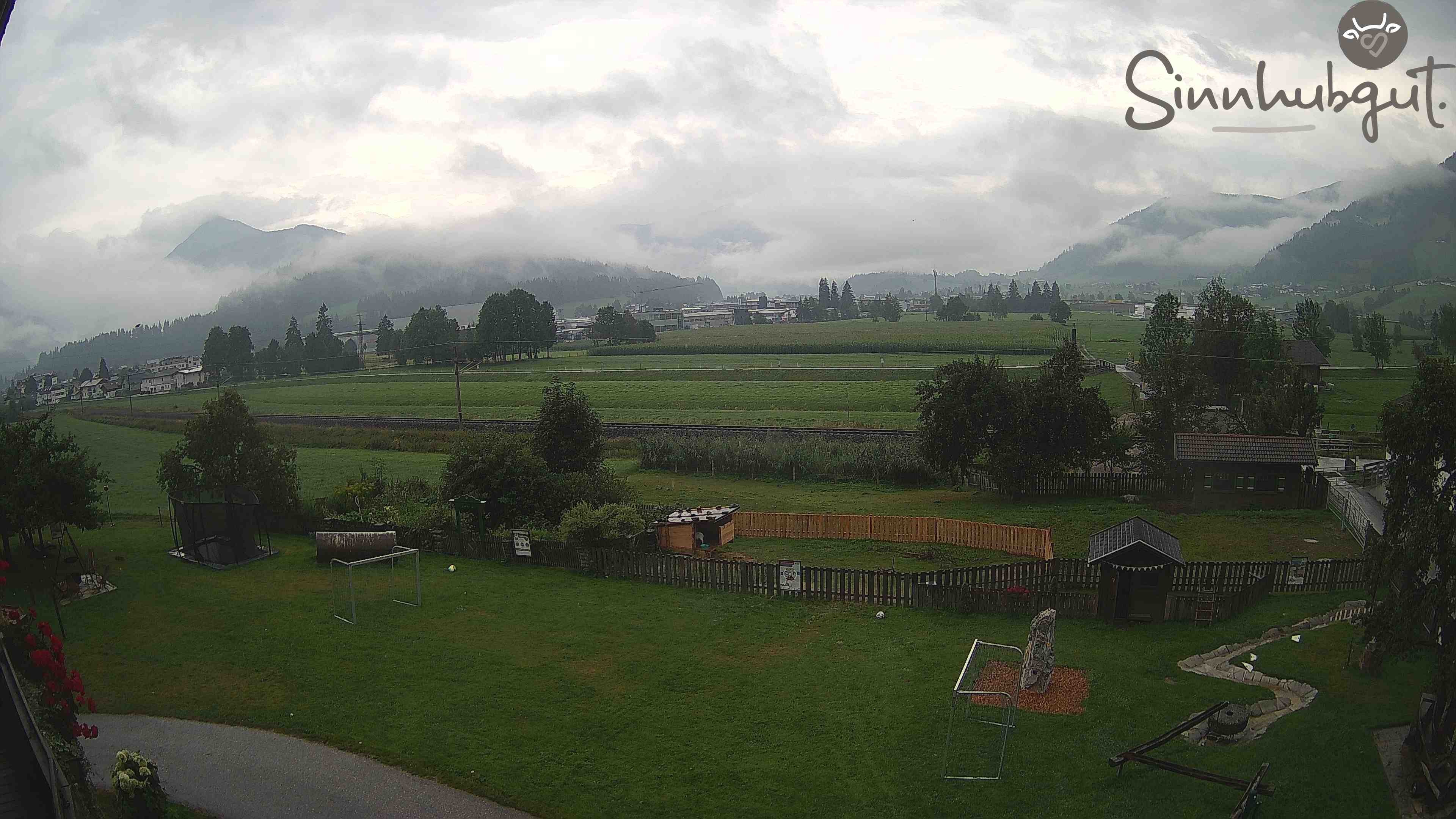 Archived image Webcam Sinnhub farm - Altenmarkt