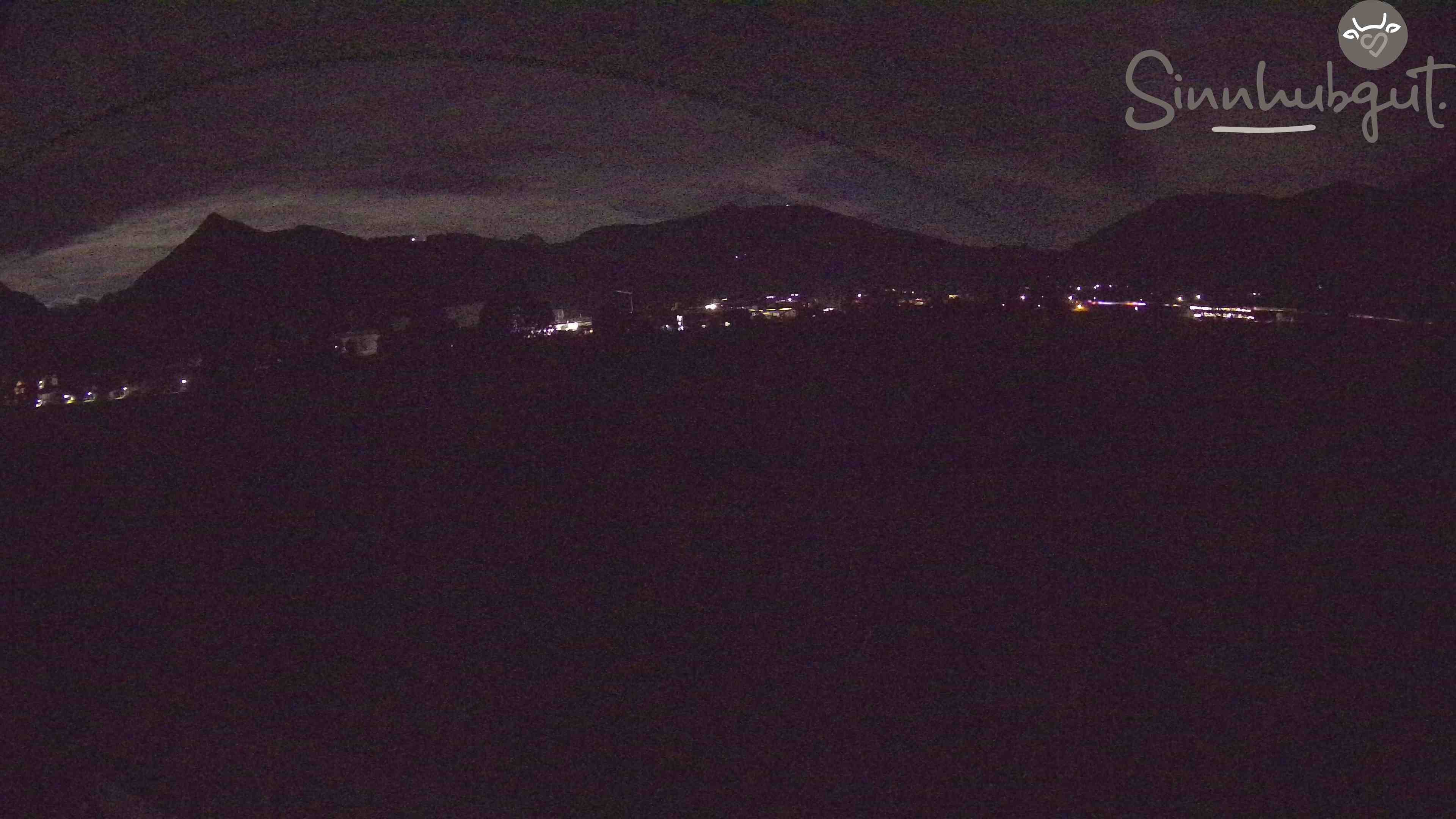 Archived image Webcam Sinnhub farm - Altenmarkt