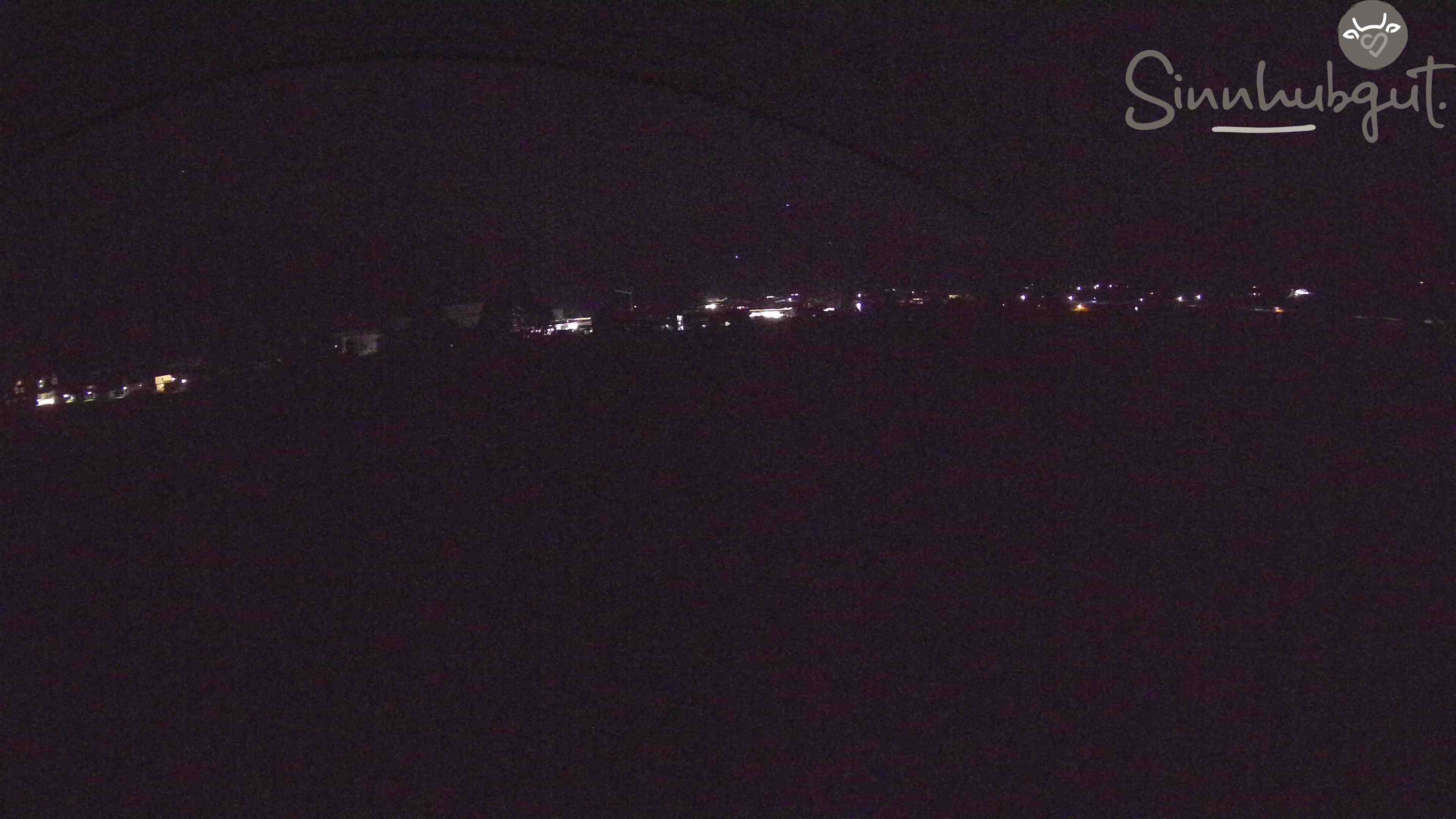 Archived image Webcam Sinnhub farm - Altenmarkt