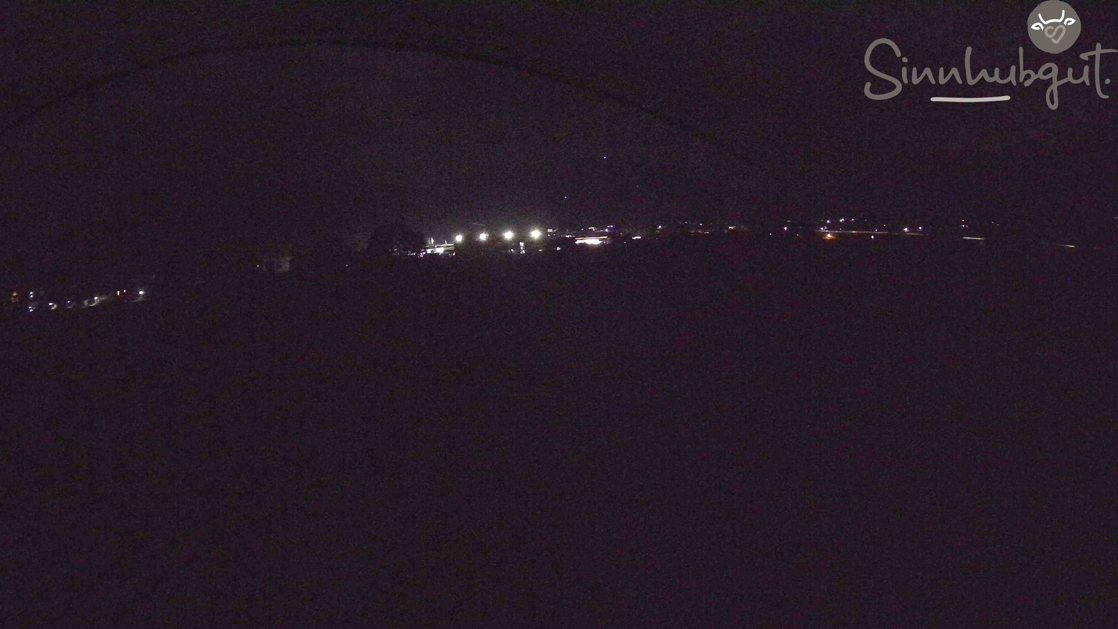 Archived image Webcam Sinnhub farm - Altenmarkt