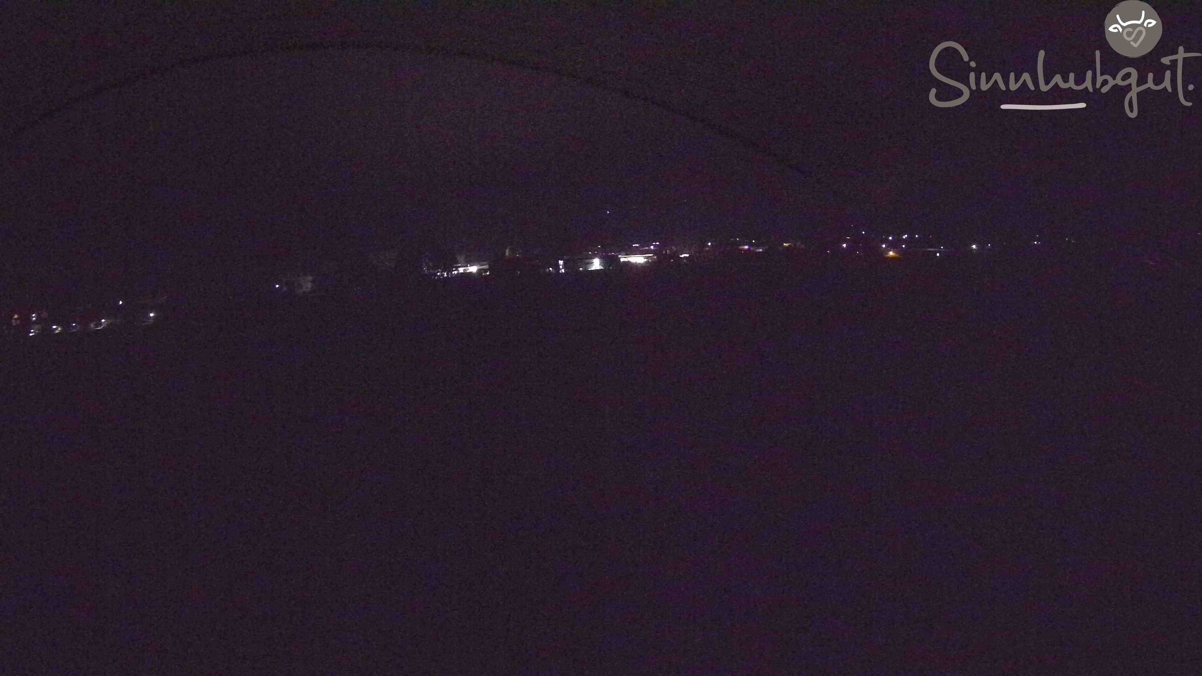 Archived image Webcam Sinnhub farm - Altenmarkt