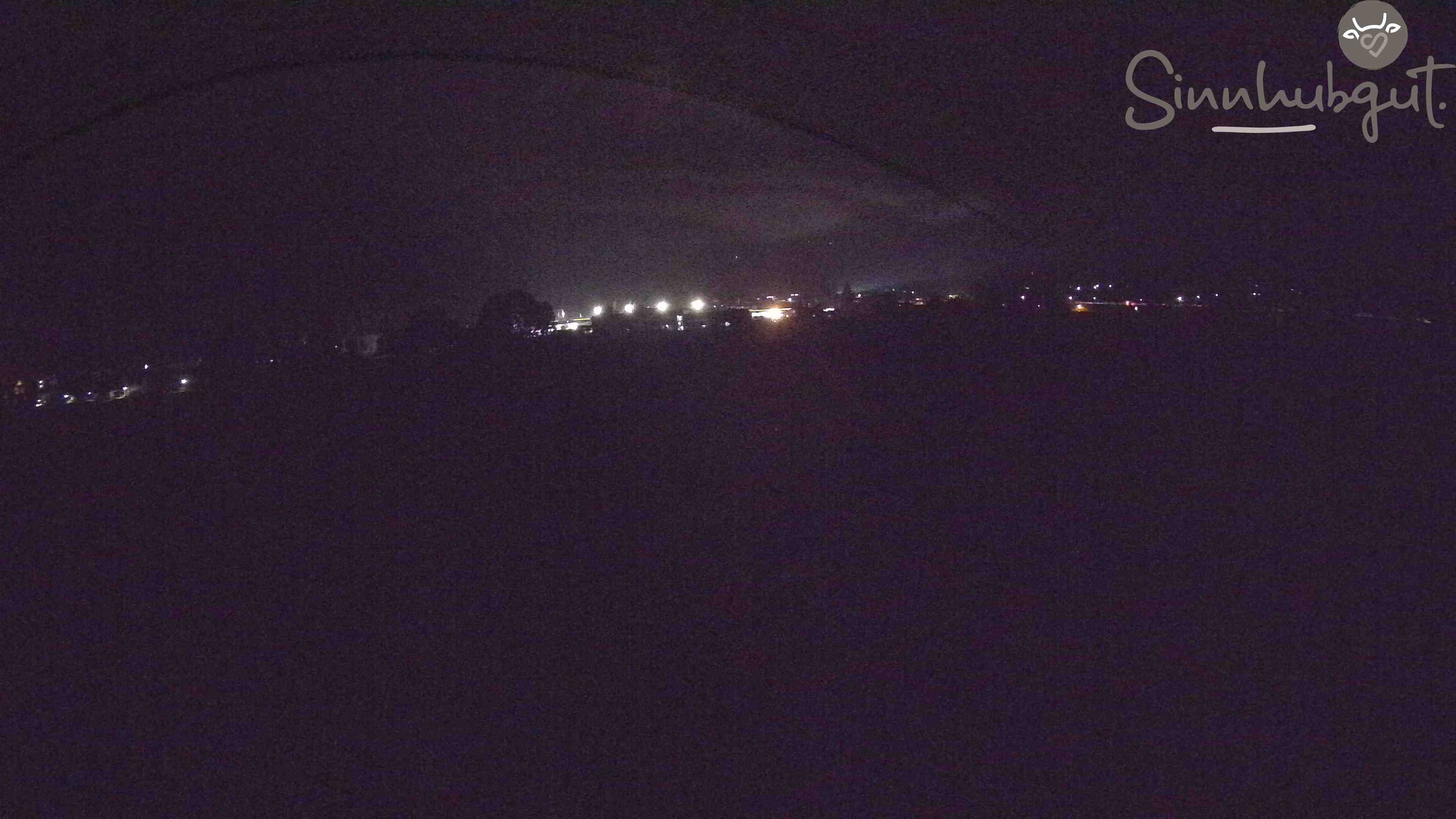 Archived image Webcam Sinnhub farm - Altenmarkt