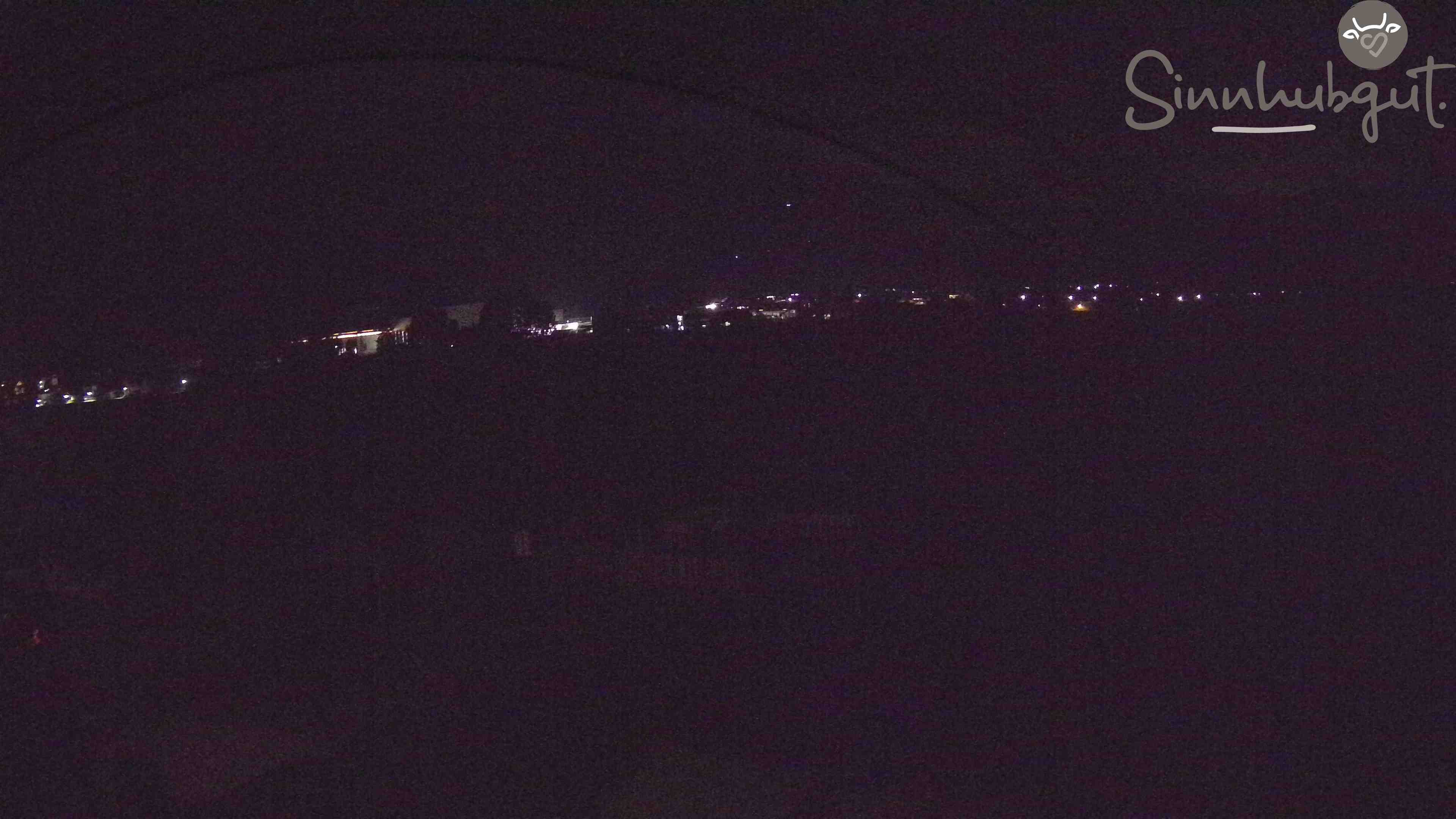 Archived image Webcam Sinnhub farm - Altenmarkt