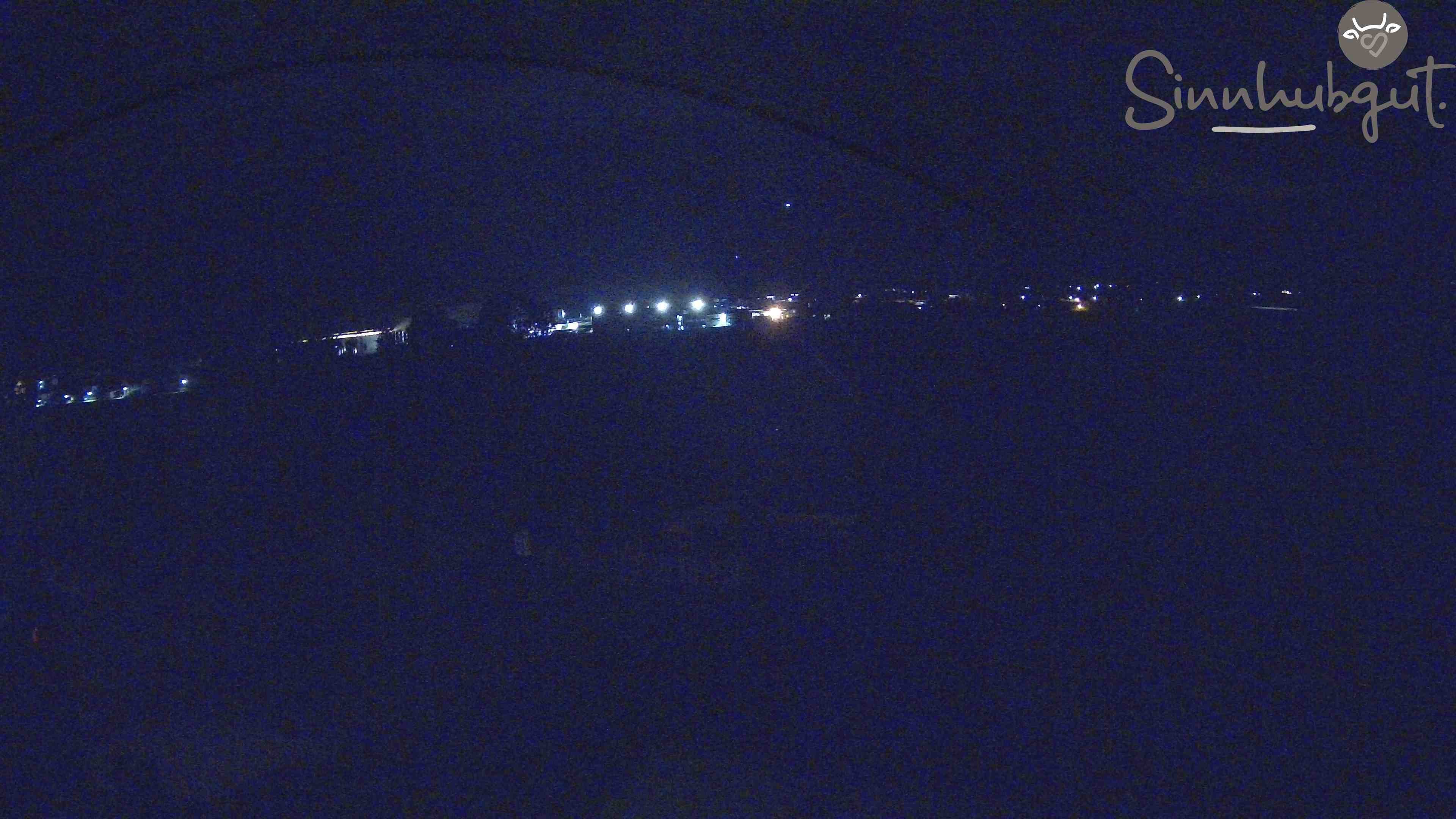 Archived image Webcam Sinnhub farm - Altenmarkt