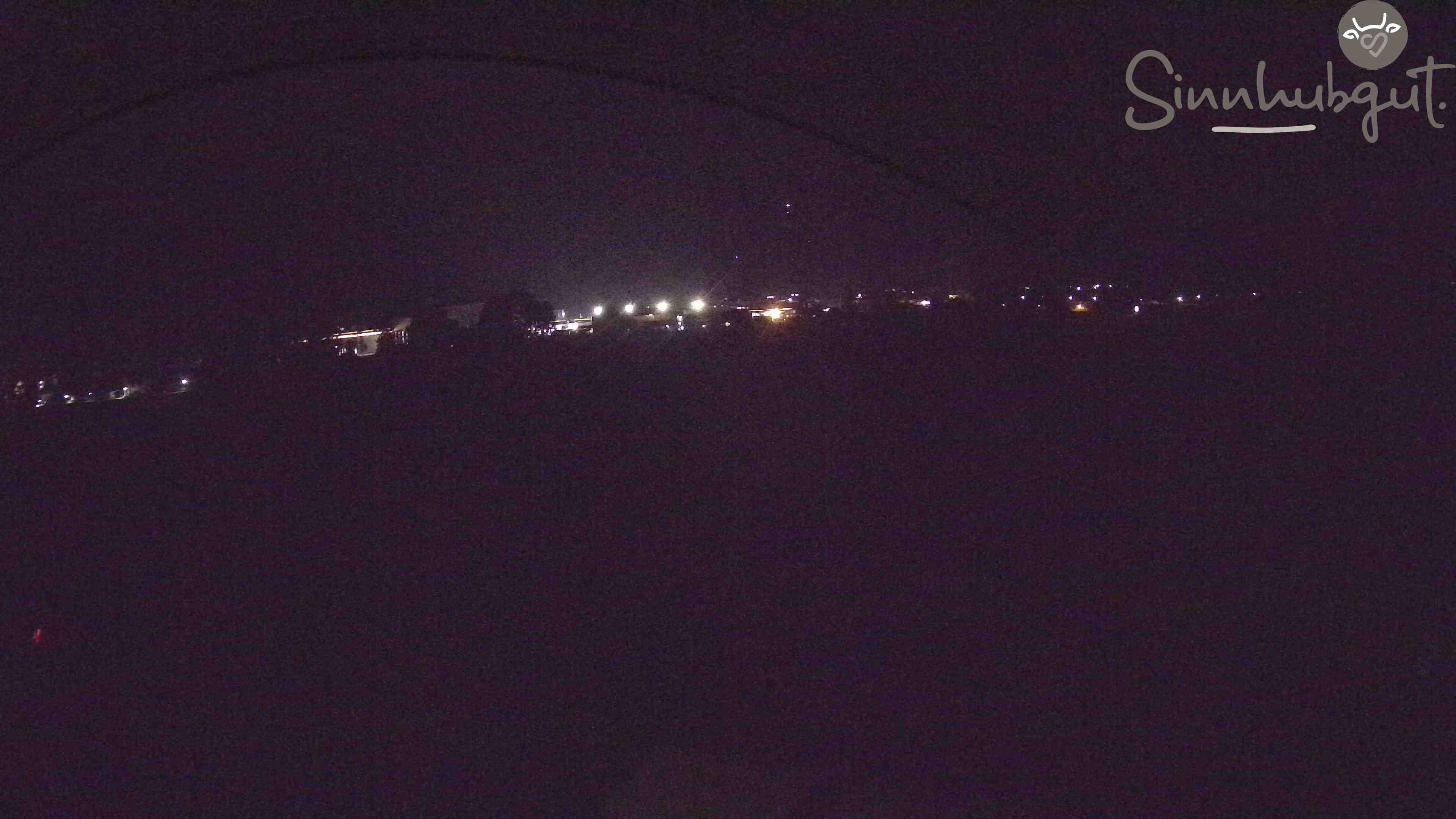 Archived image Webcam Sinnhub farm - Altenmarkt