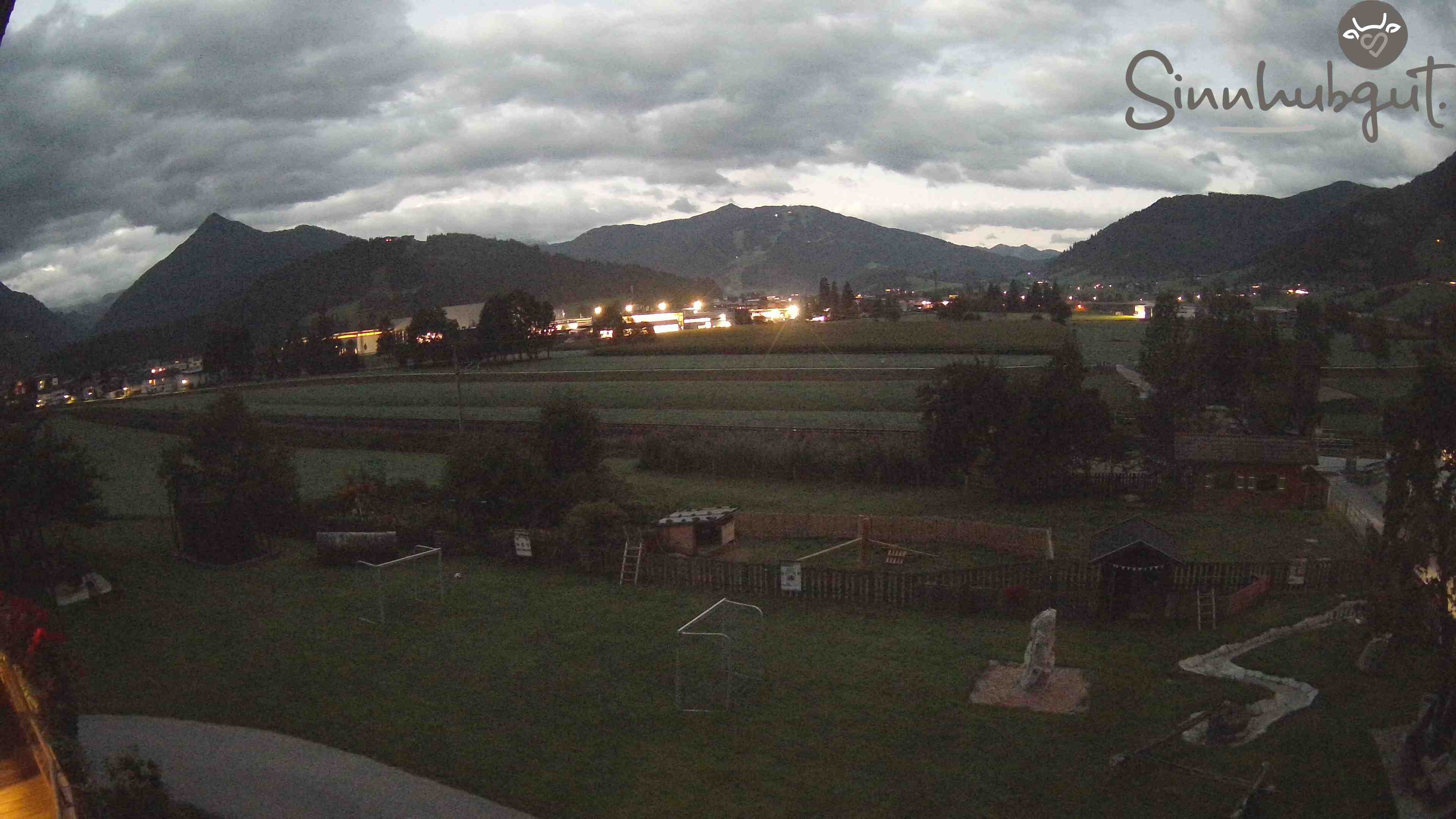 Archived image Webcam Sinnhub farm - Altenmarkt