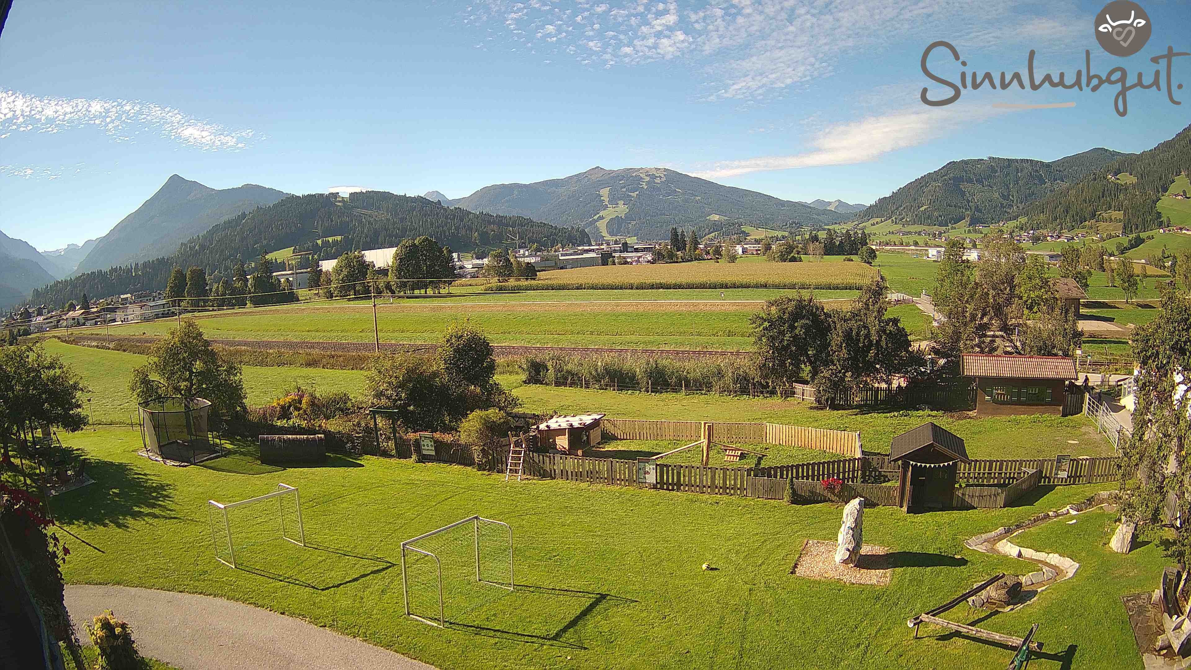 Archived image Webcam Sinnhub farm - Altenmarkt