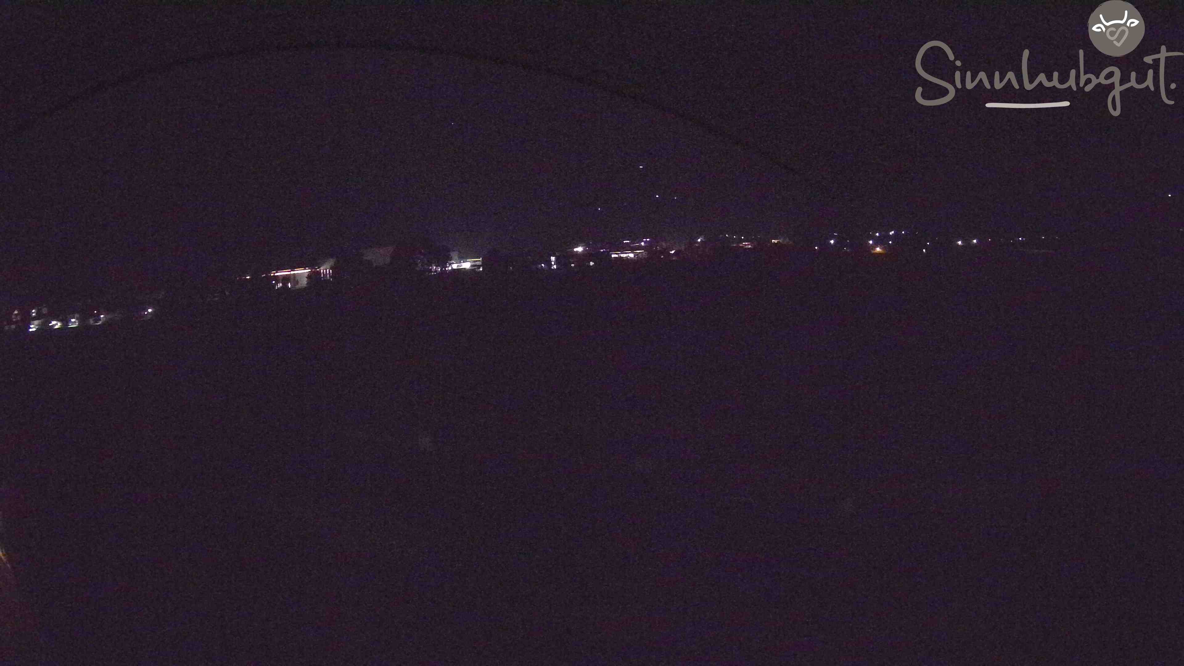 Archived image Webcam Sinnhub farm - Altenmarkt