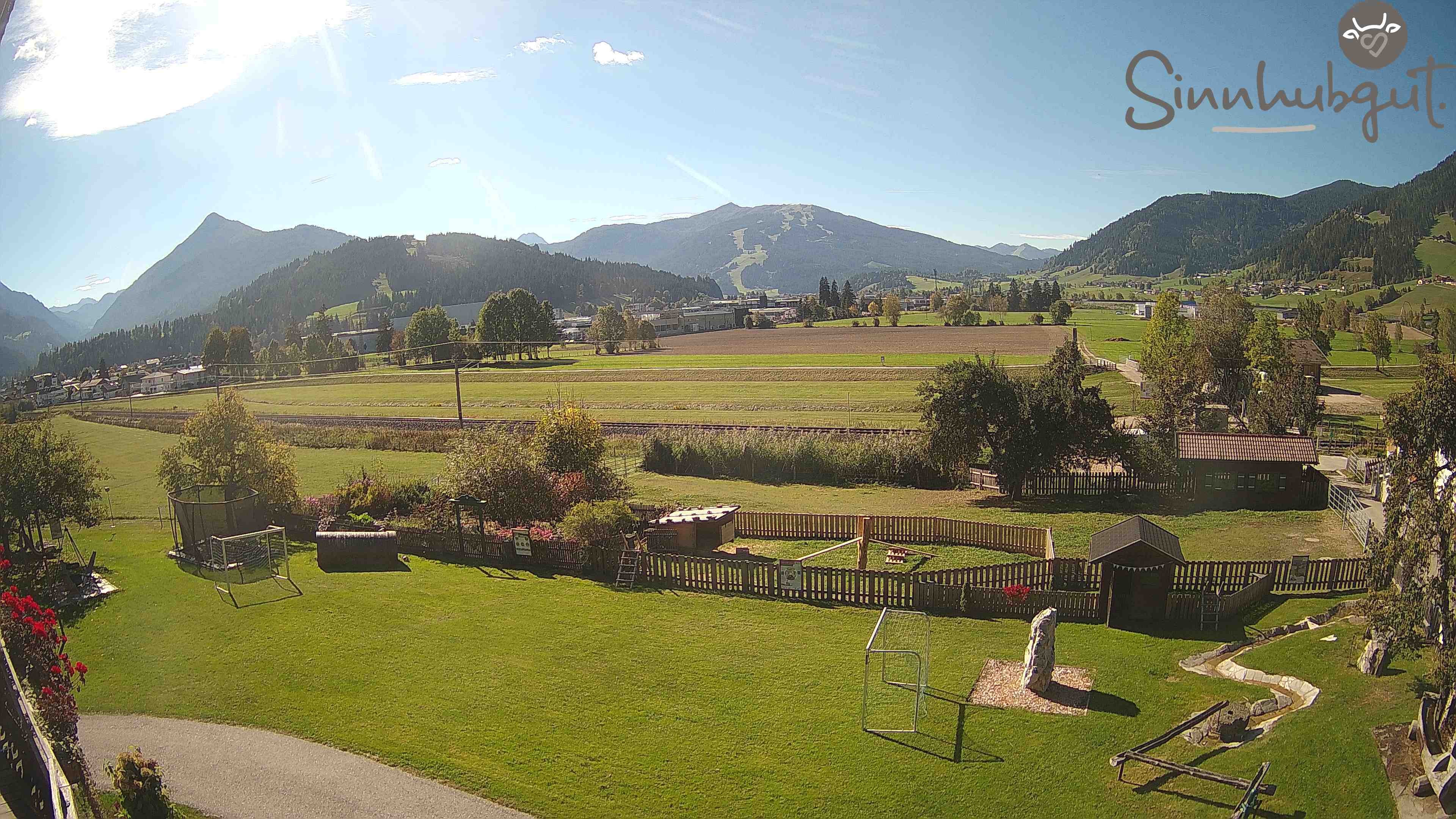 Archived image Webcam Sinnhub farm - Altenmarkt