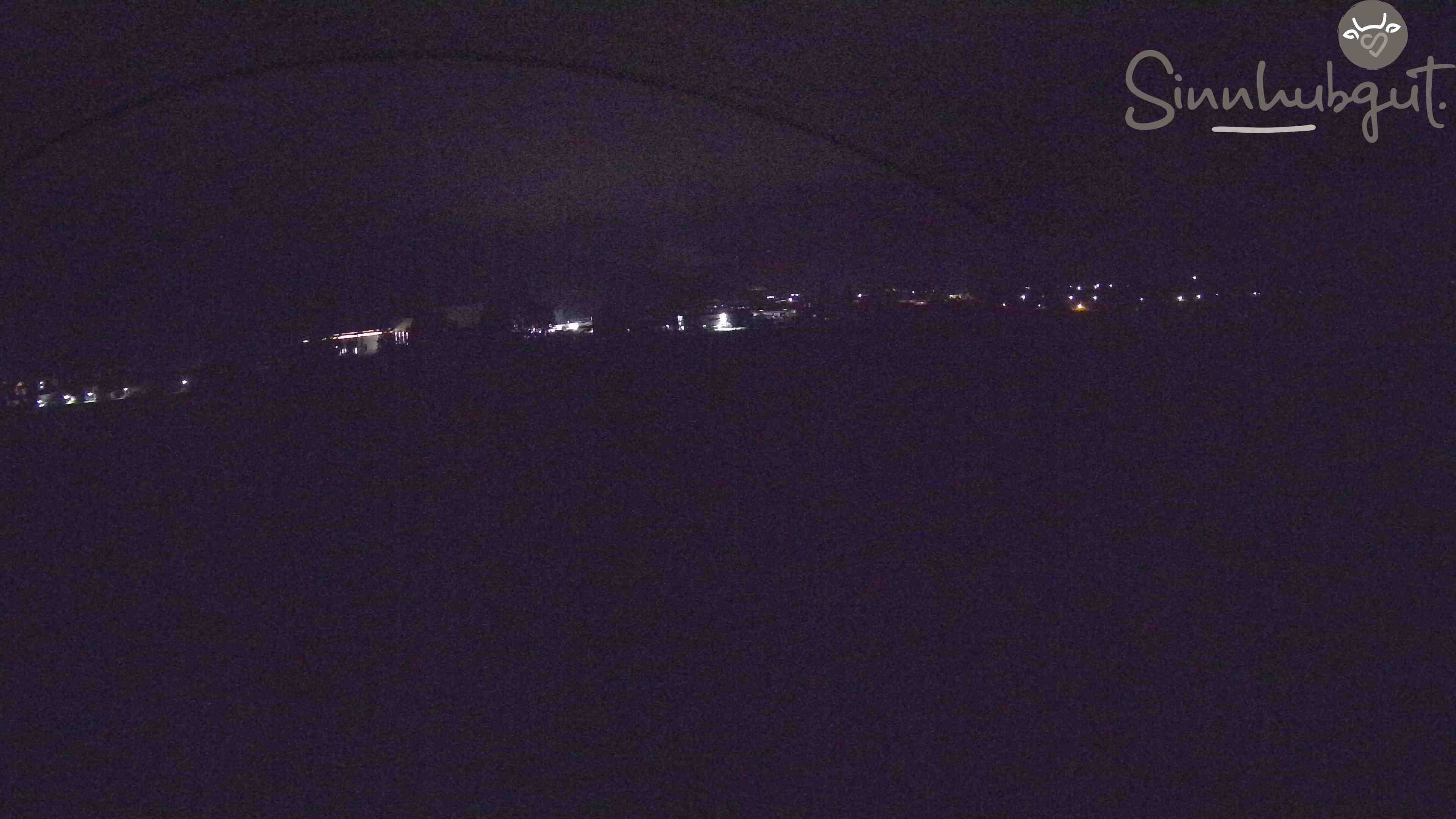 Archived image Webcam Sinnhub farm - Altenmarkt
