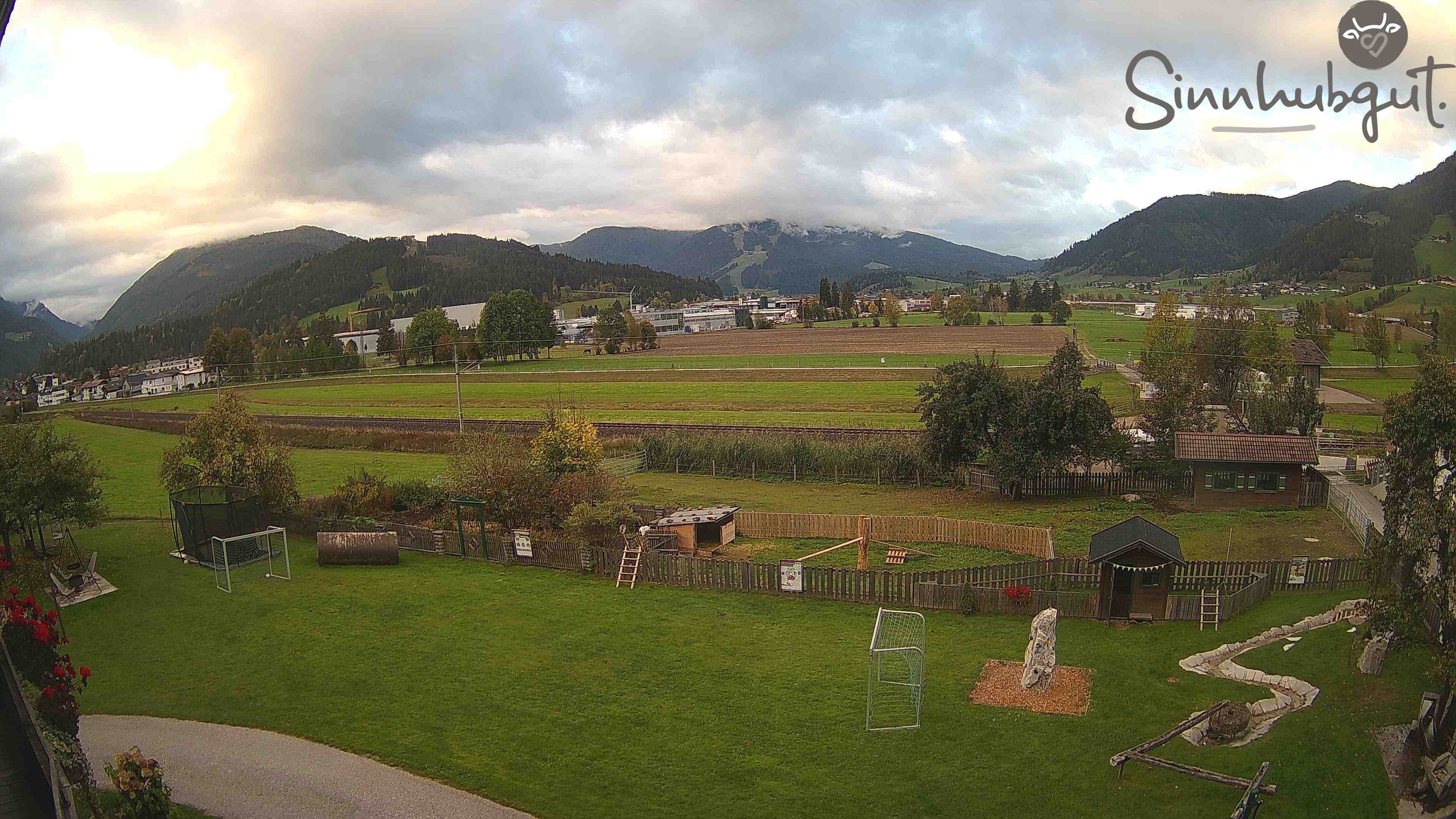 Archived image Webcam Sinnhub farm - Altenmarkt