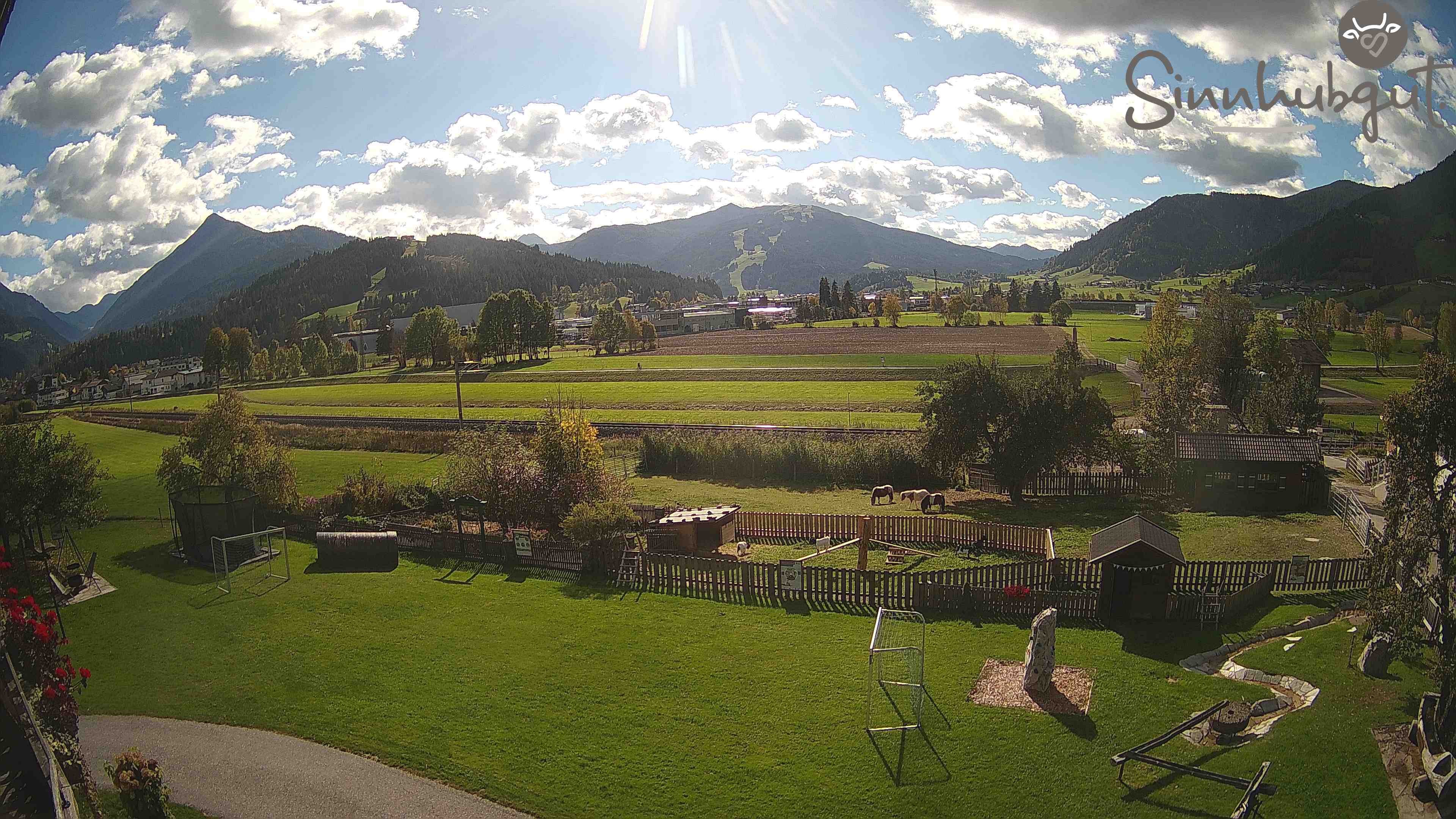 Archived image Webcam Sinnhub farm - Altenmarkt