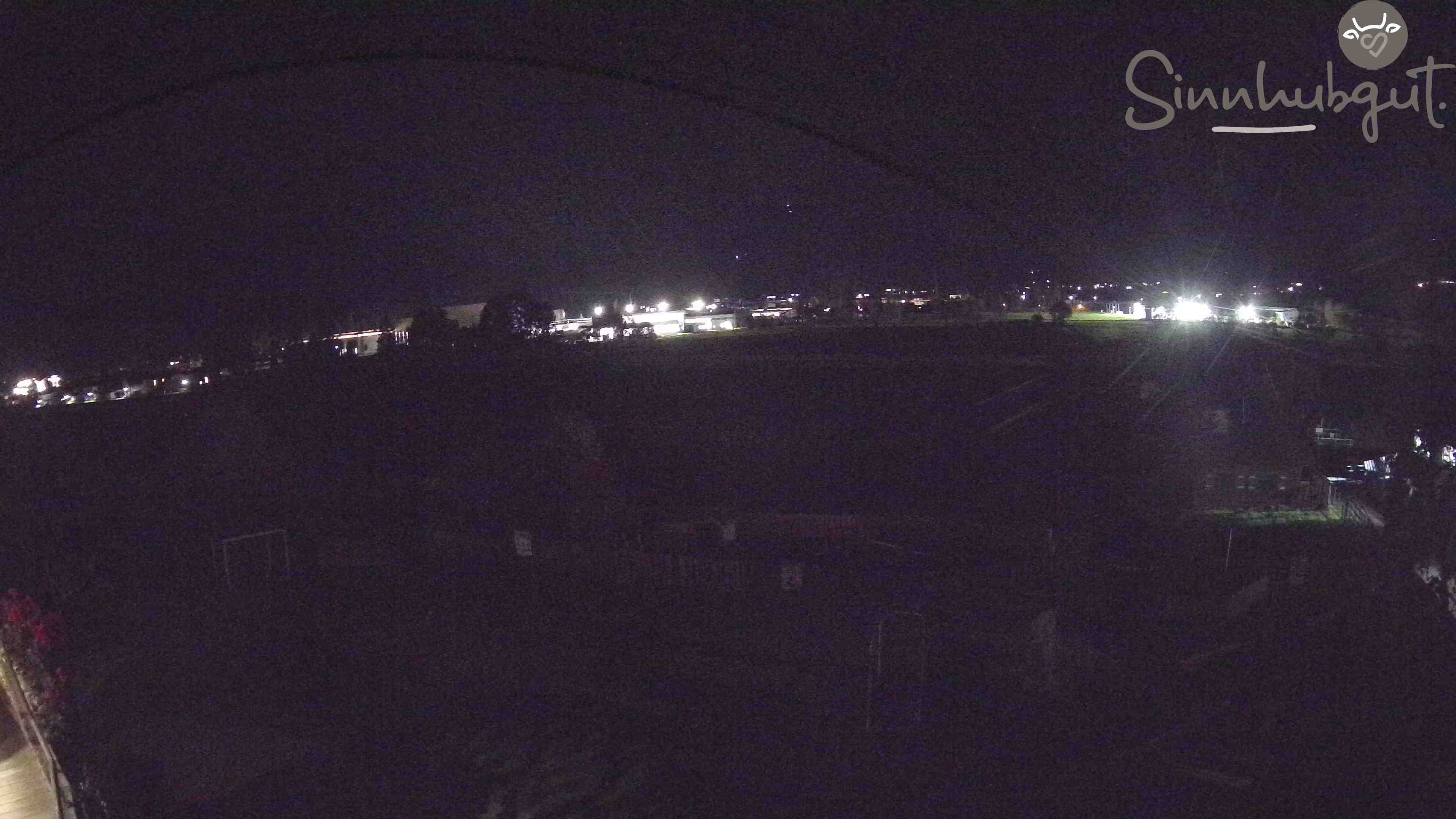 Archived image Webcam Sinnhub farm - Altenmarkt