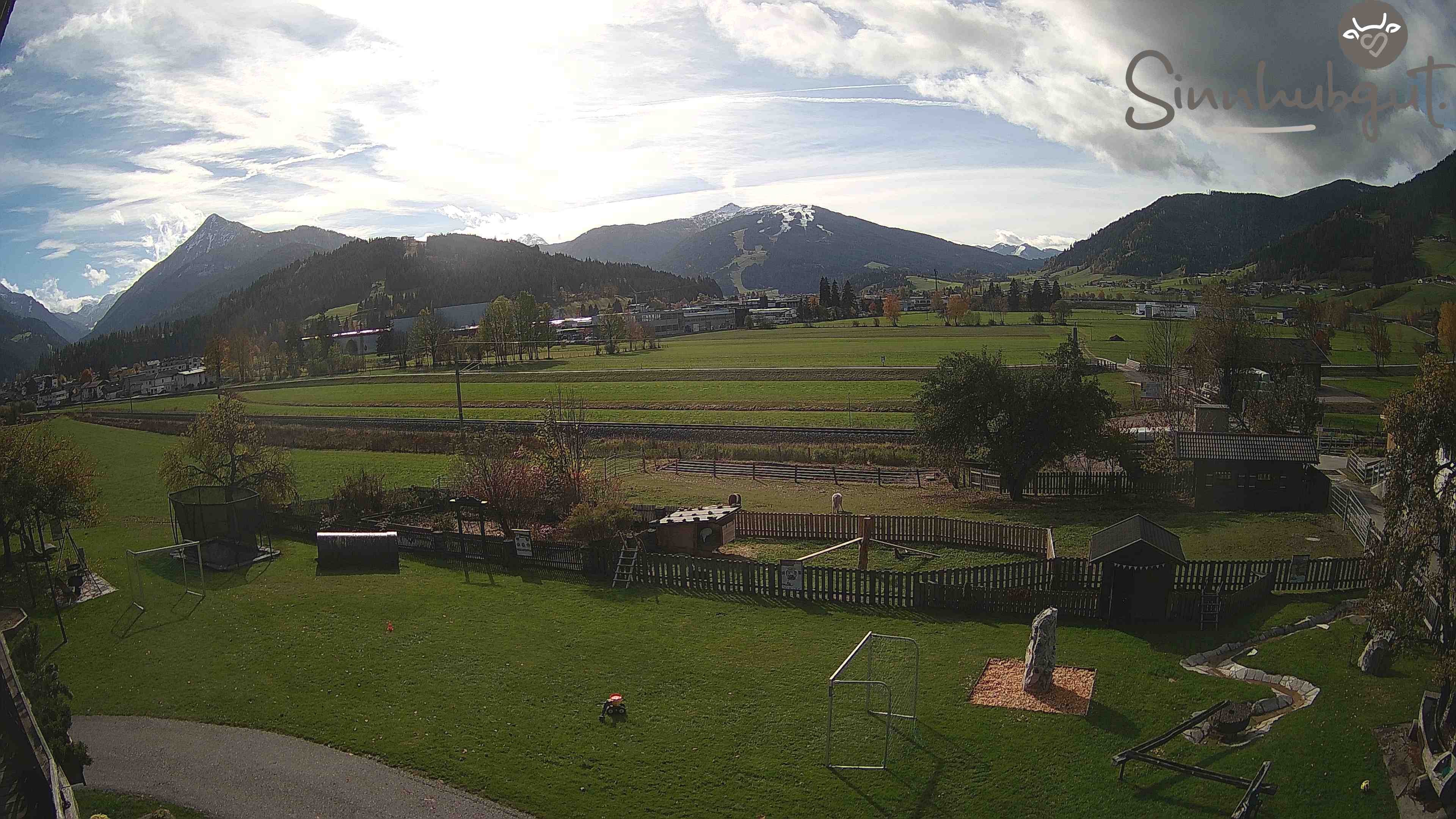 Archived image Webcam Sinnhub farm - Altenmarkt