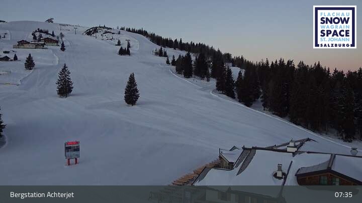 Archived image Webcam Top Station Achter Jet