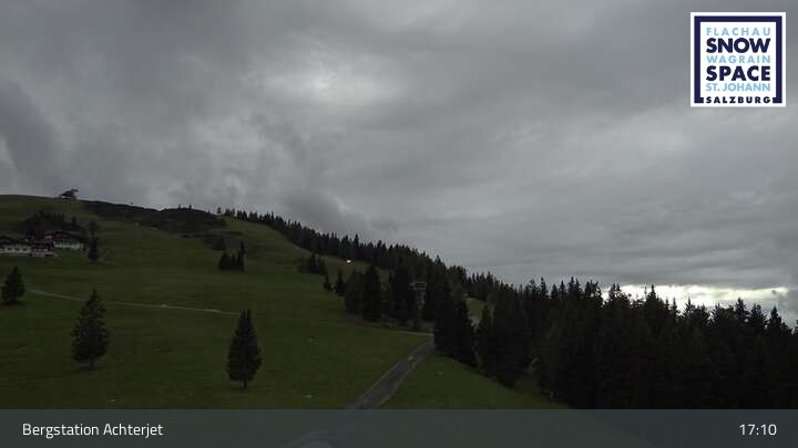Archived image Webcam Top Station Achter Jet