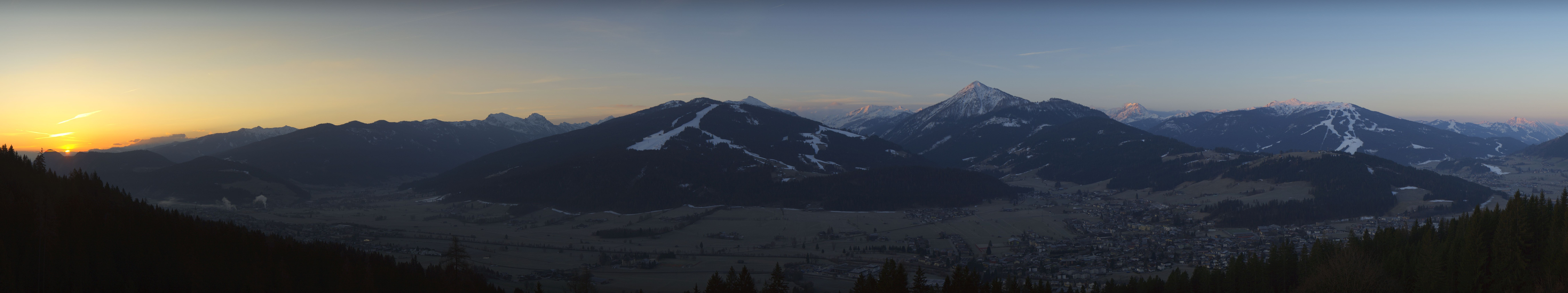 Archiv Foto Webcam Berggasthof Habersattgut: Panoramablick Altenmarkt