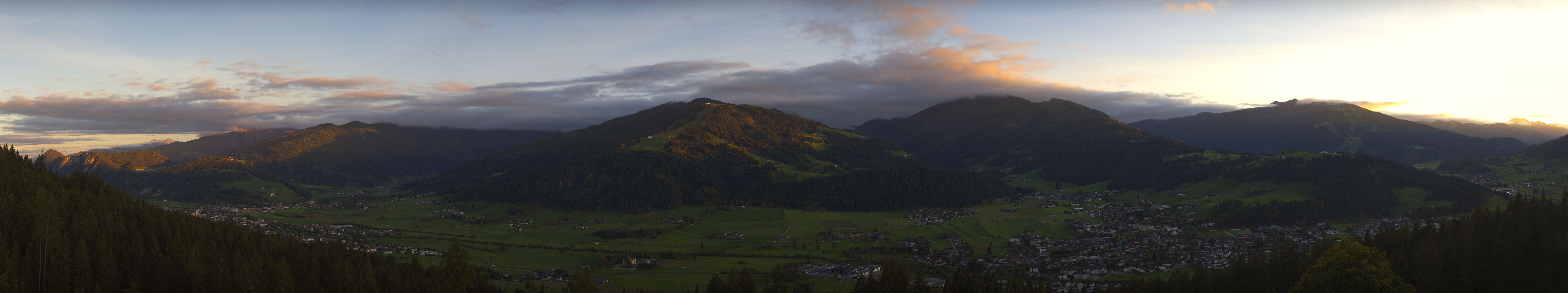Archiv Foto Webcam Berggasthof Habersattgut: Panoramablick Altenmarkt