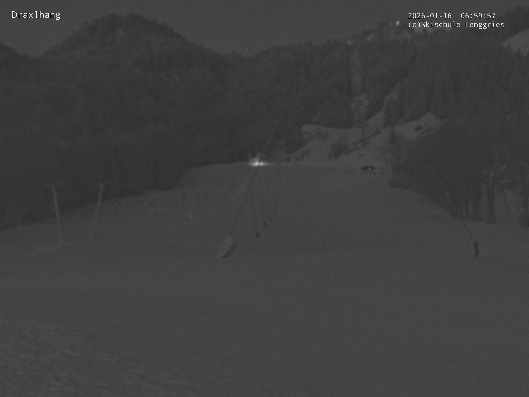 Archived image Webcam View on Draxlhang ski run