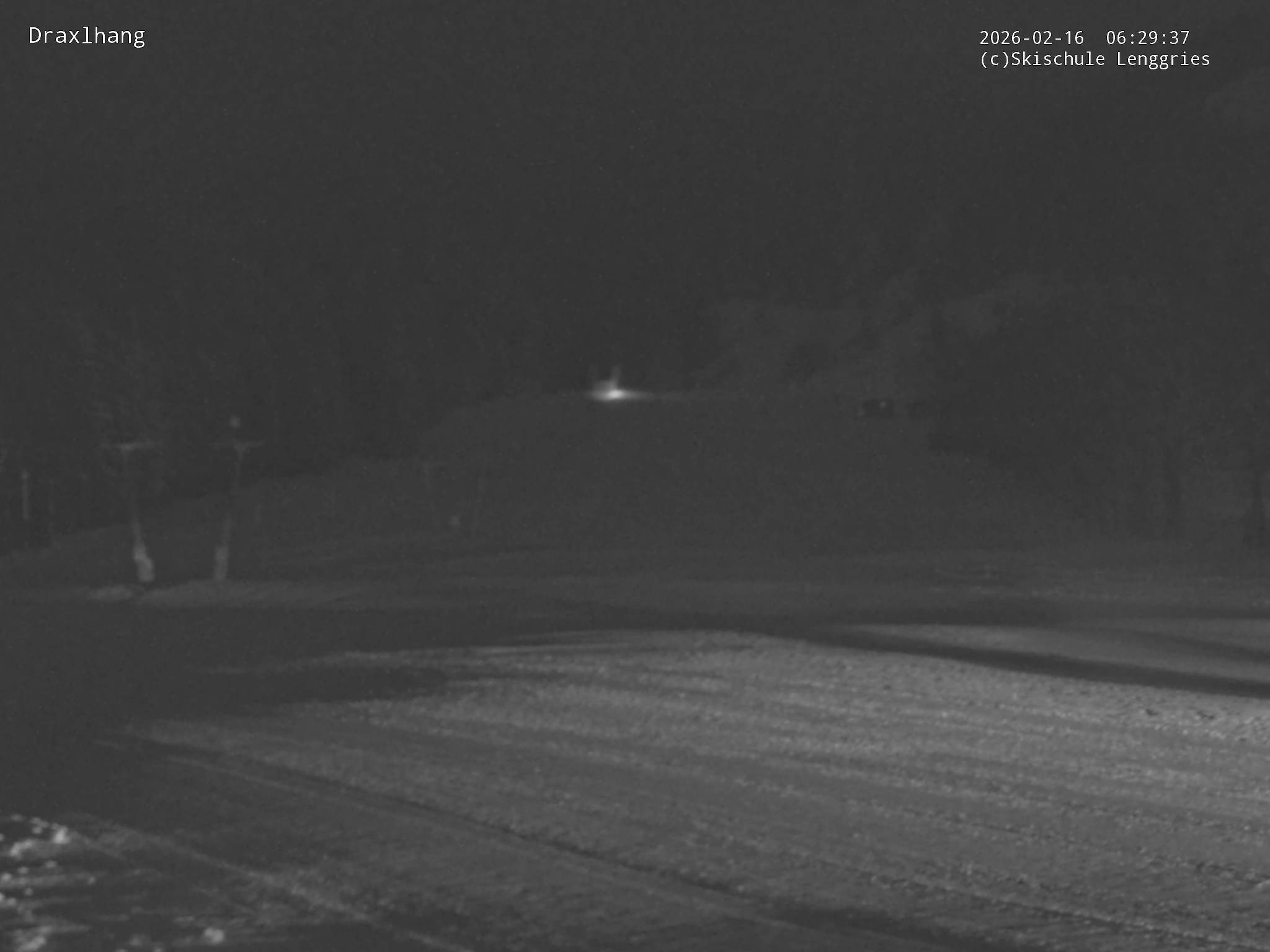 Archived image Webcam View on Draxlhang ski run