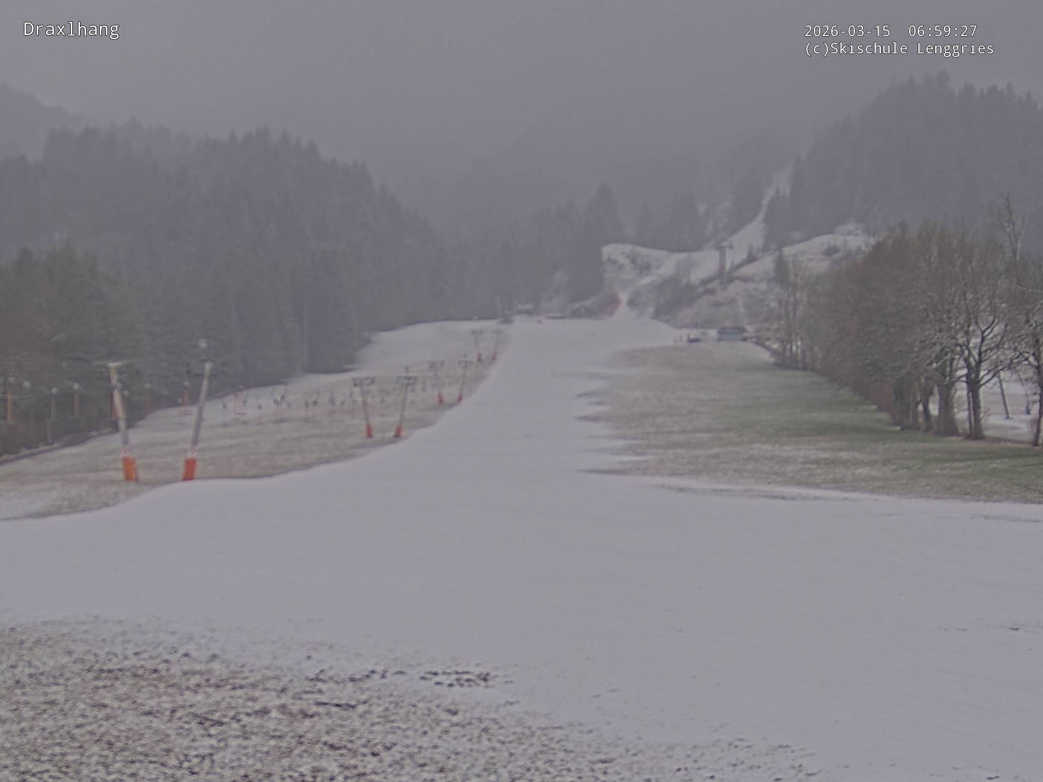 Archived image Webcam View on Draxlhang ski run