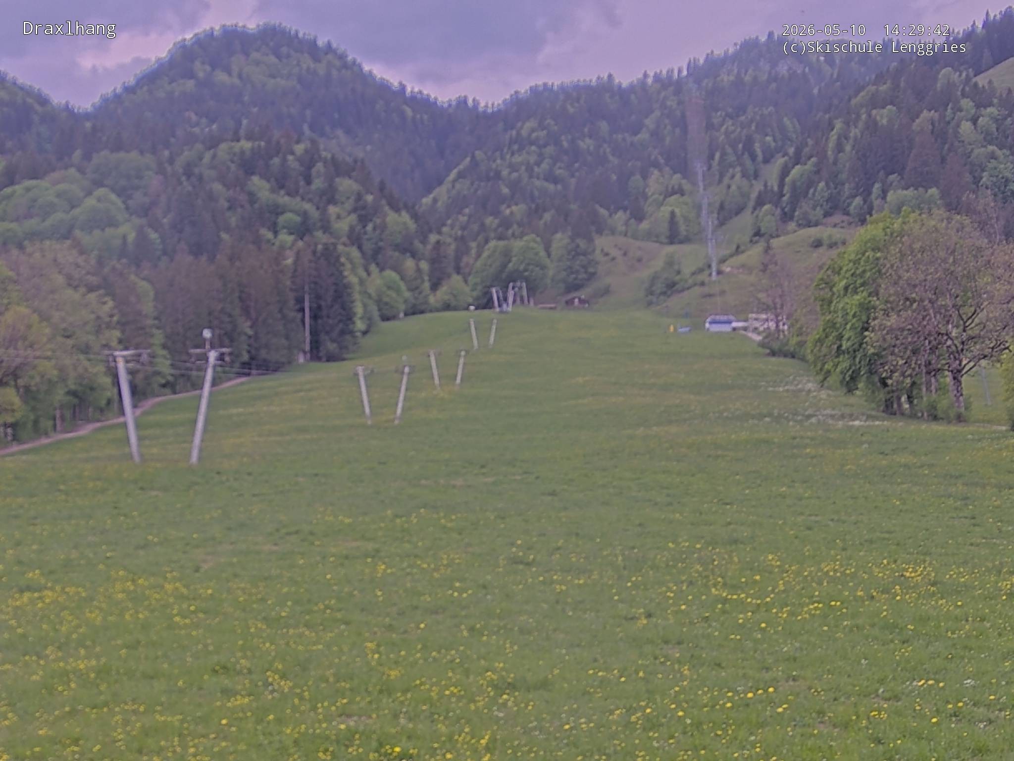 Archived image Webcam View on Draxlhang ski run