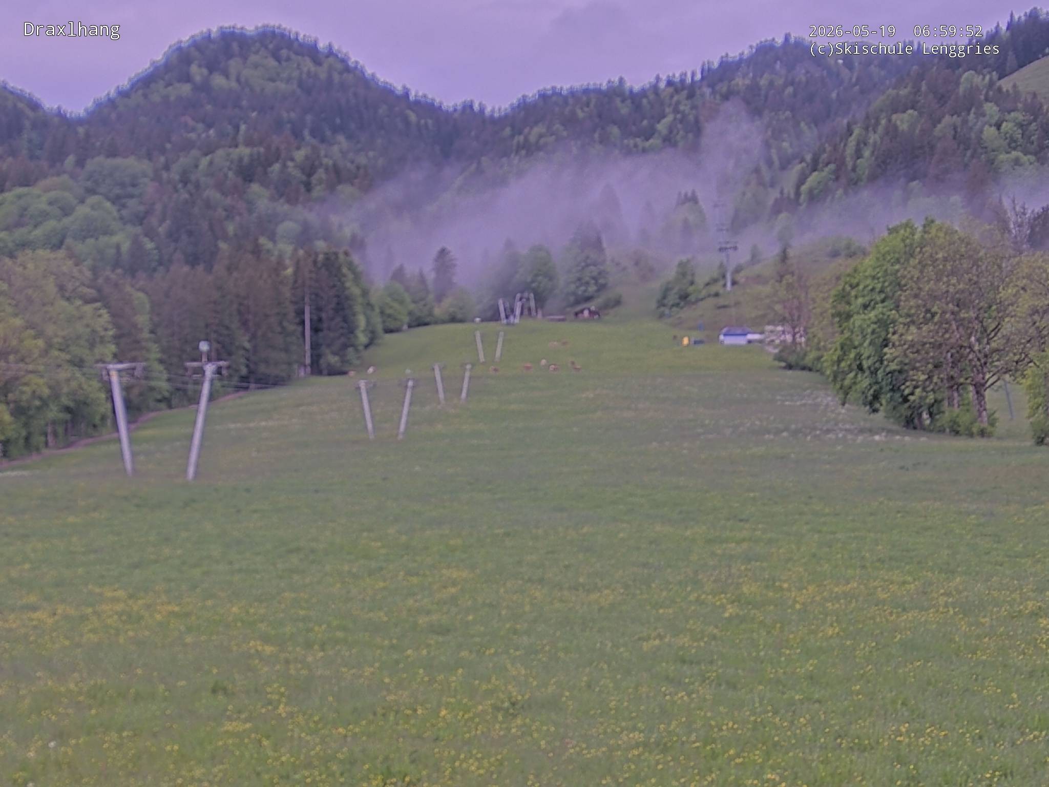 Archived image Webcam View on Draxlhang ski run