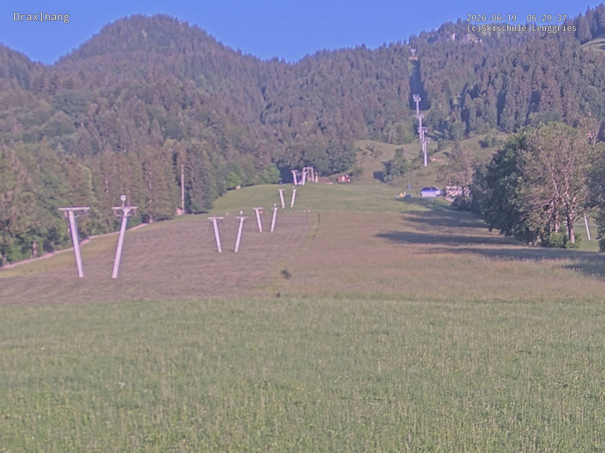 Archived image Webcam View on Draxlhang ski run