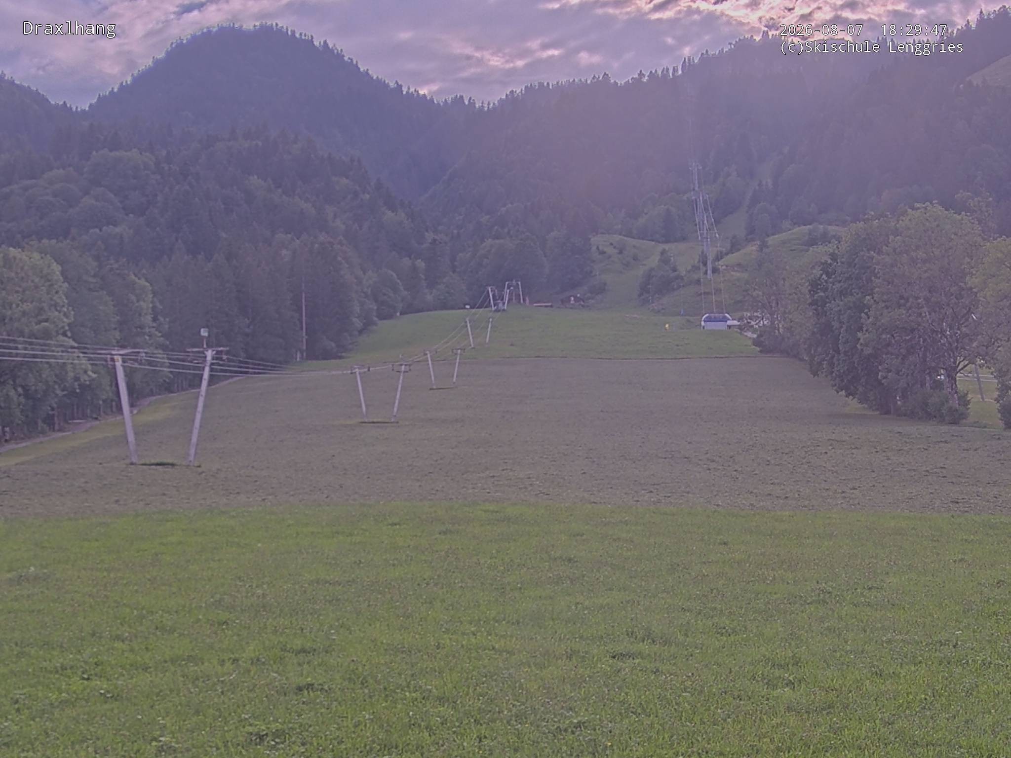 Archived image Webcam View on Draxlhang ski run