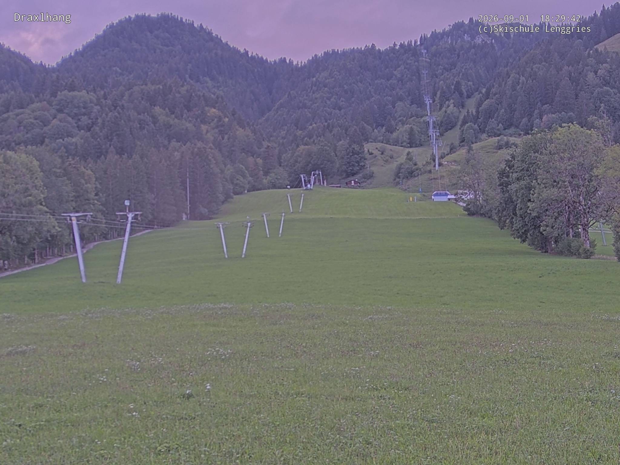 Archived image Webcam View on Draxlhang ski run