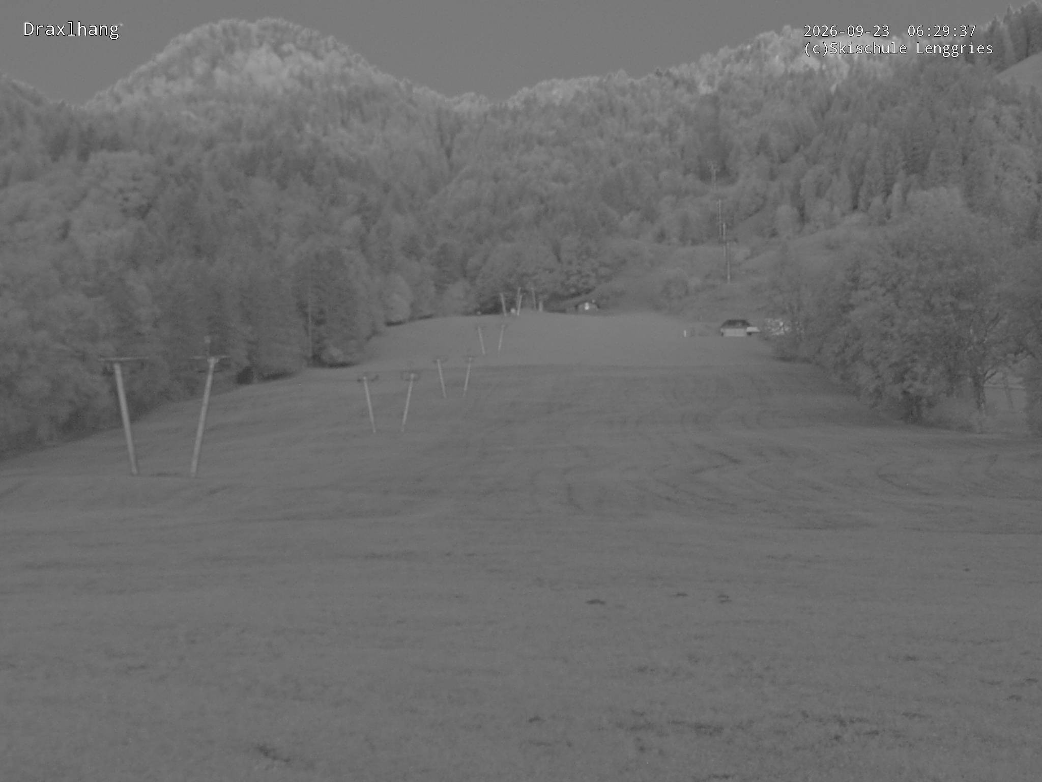 Archived image Webcam View on Draxlhang ski run