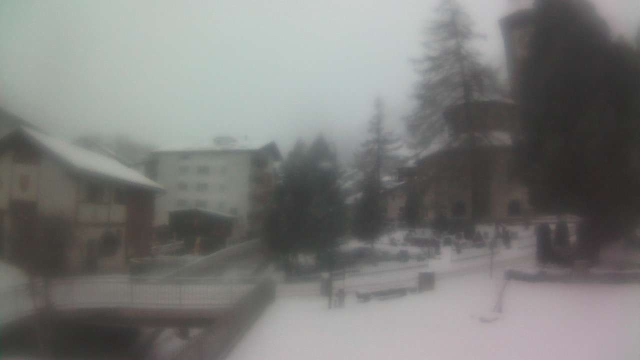 Archived image Webcam Zermatt Church