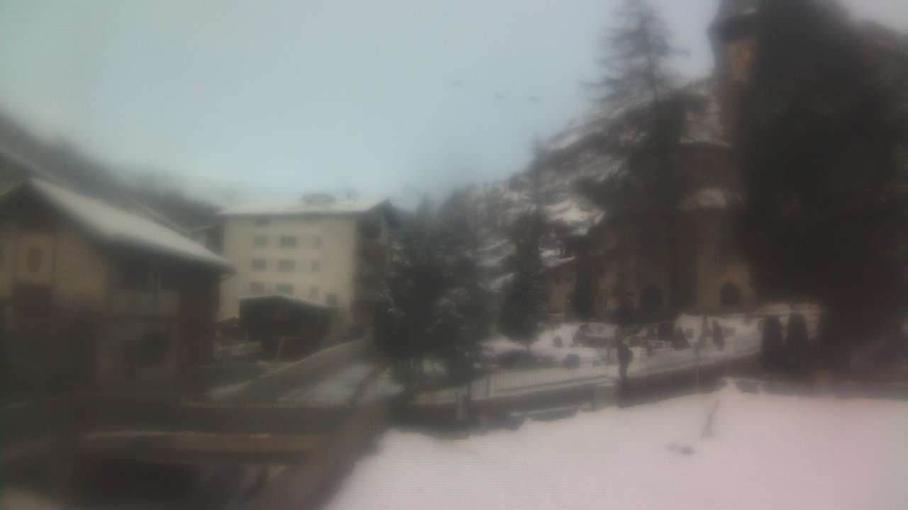 Archived image Webcam Zermatt Church