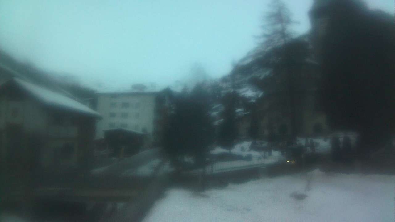 Archiv Foto Webcam Zermatt Kirche