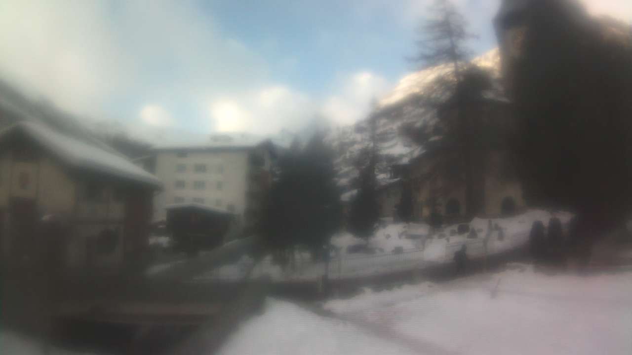 Archiv Foto Webcam Zermatt Kirche