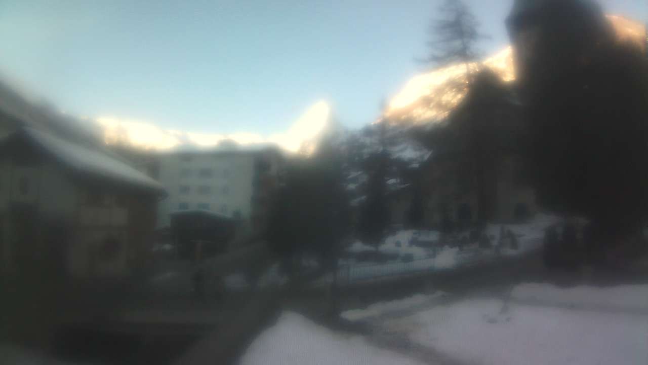 Archived image Webcam Zermatt Church