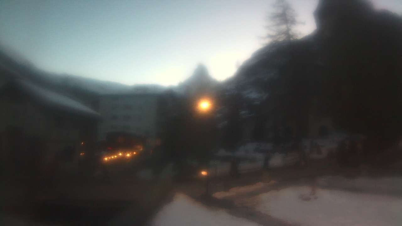 Archiv Foto Webcam Zermatt Kirche
