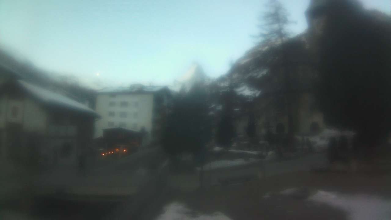 Archiv Foto Webcam Zermatt Kirche