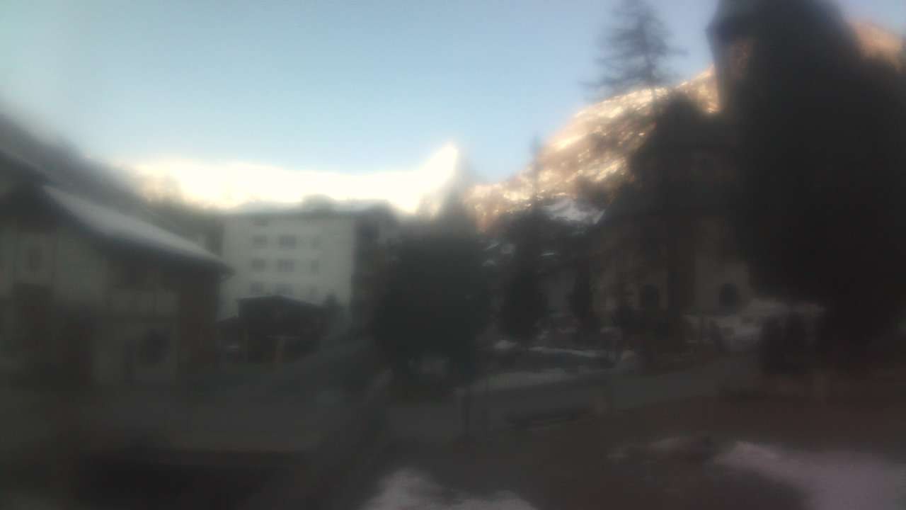 Archiv Foto Webcam Zermatt Kirche