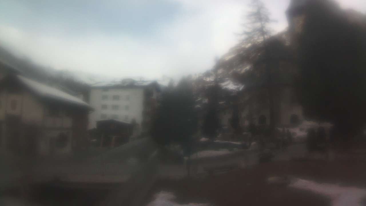 Archiv Foto Webcam Zermatt Kirche