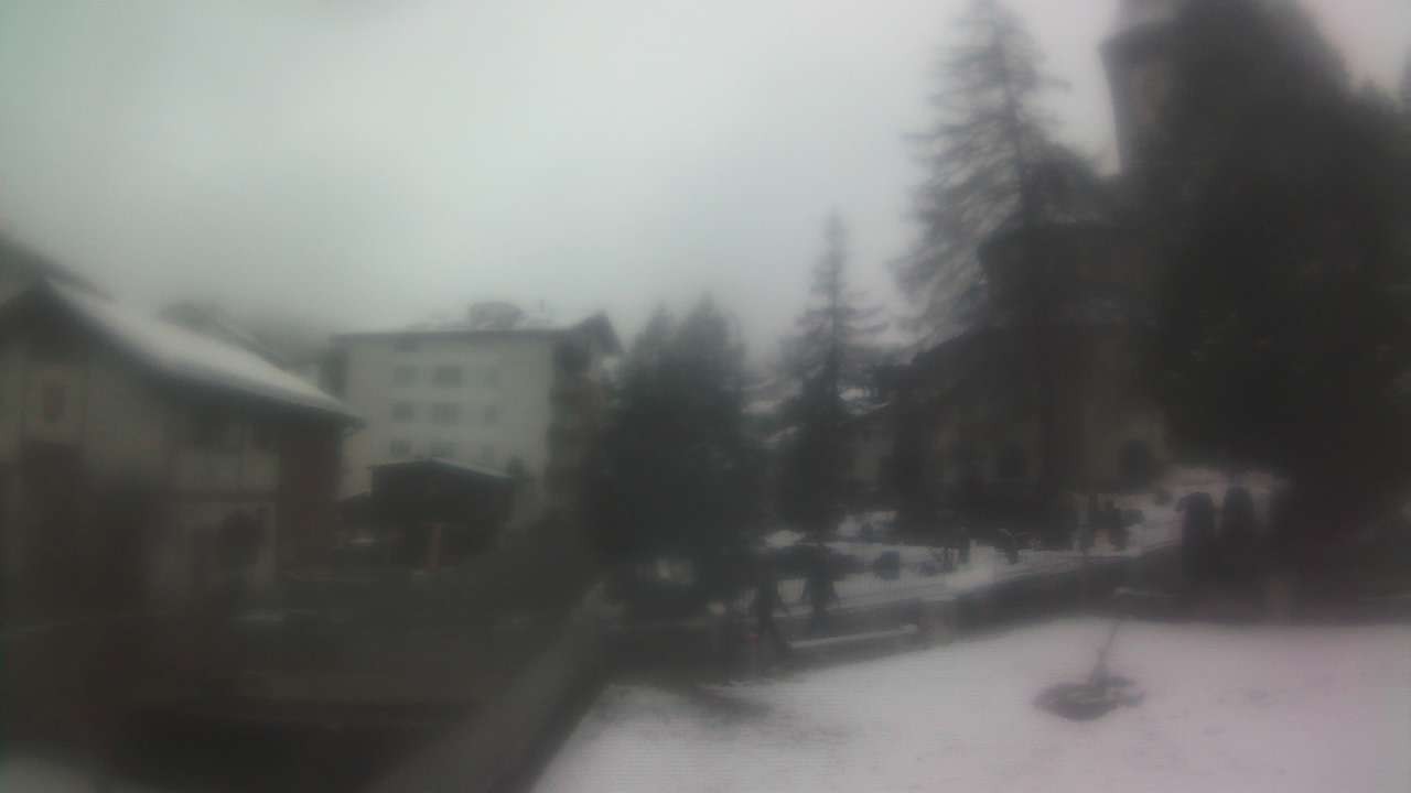 Archiv Foto Webcam Zermatt Kirche